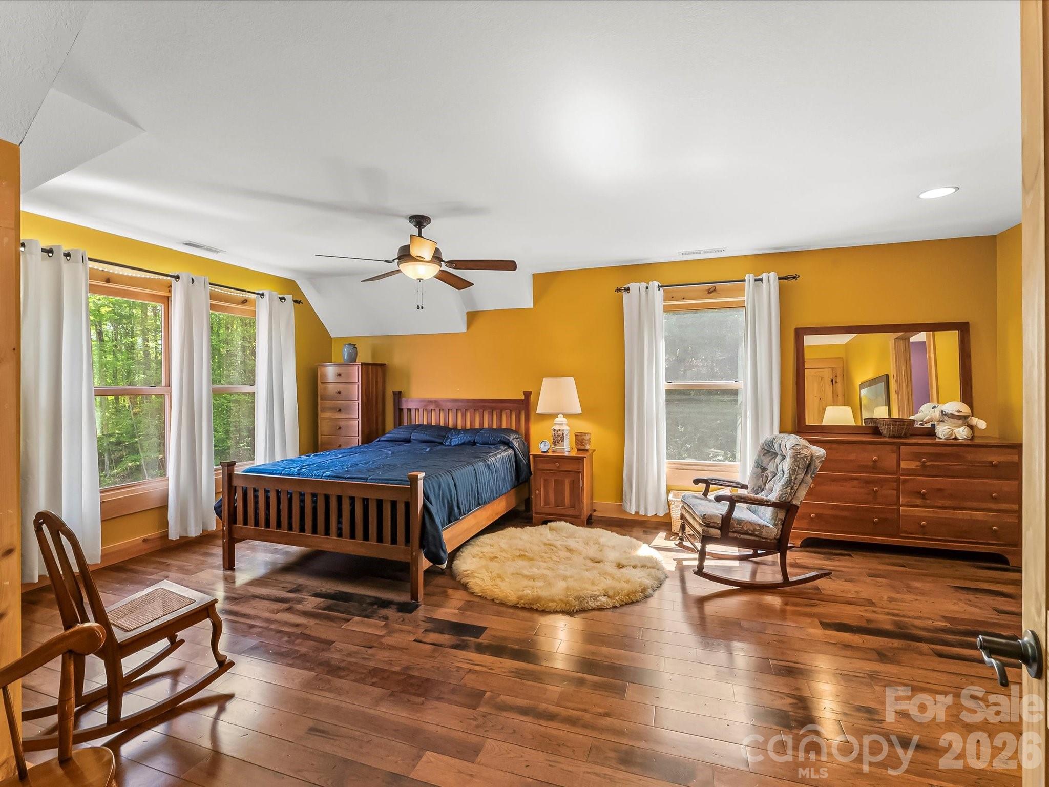 917 Otter Mountain Road — Topton