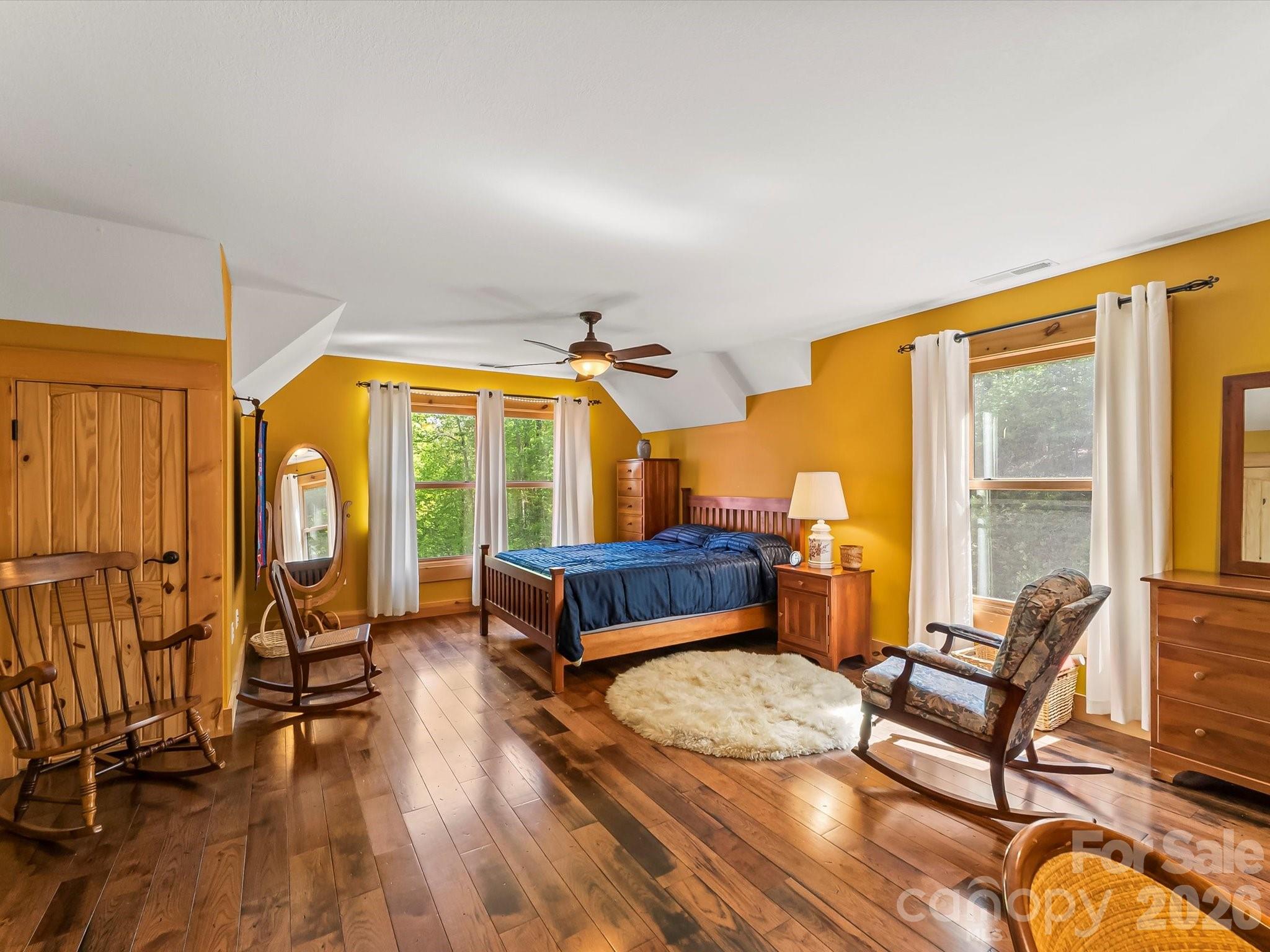 917 Otter Mountain Road — Topton