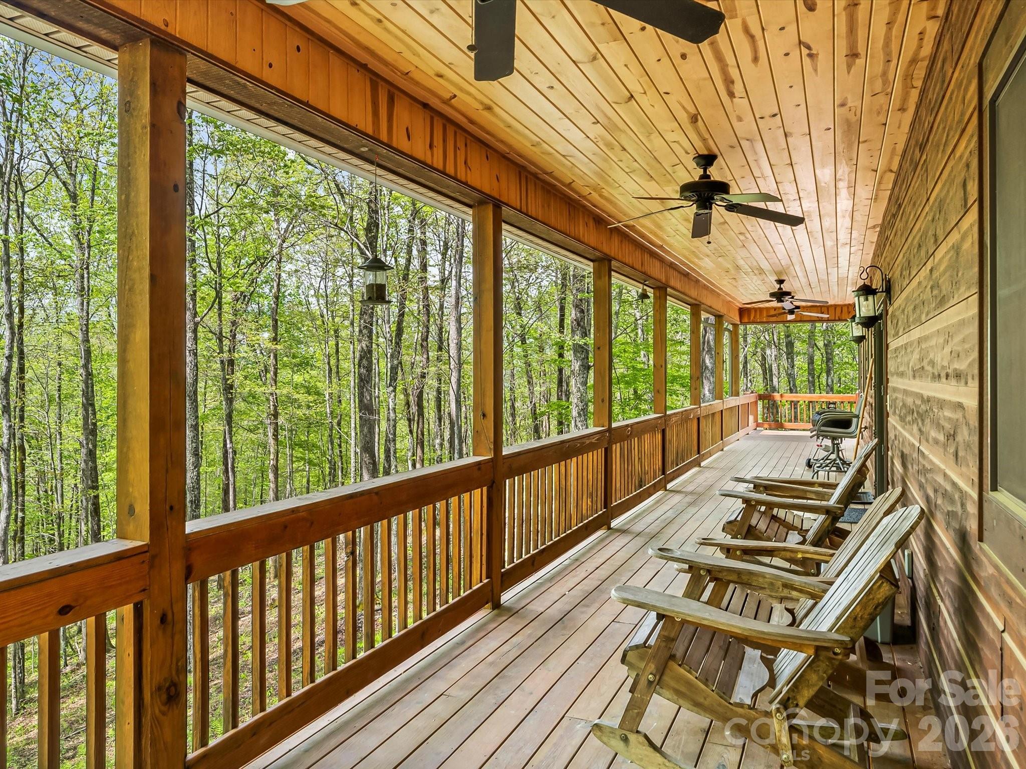 917 Otter Mountain Road — Topton