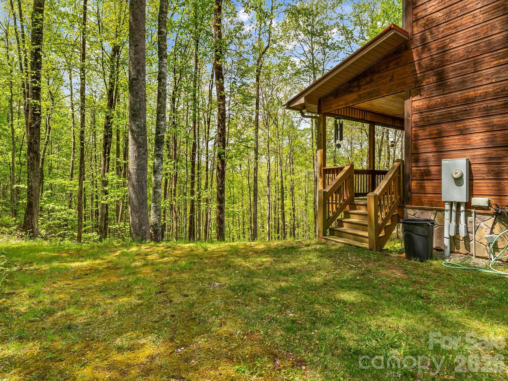 917 Otter Mountain Road — Topton