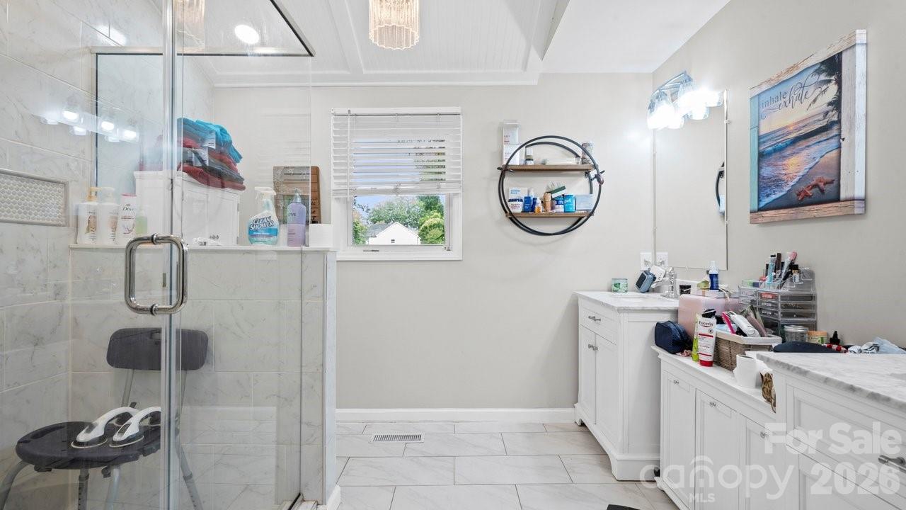 608 W 4th Avenue — Gastonia