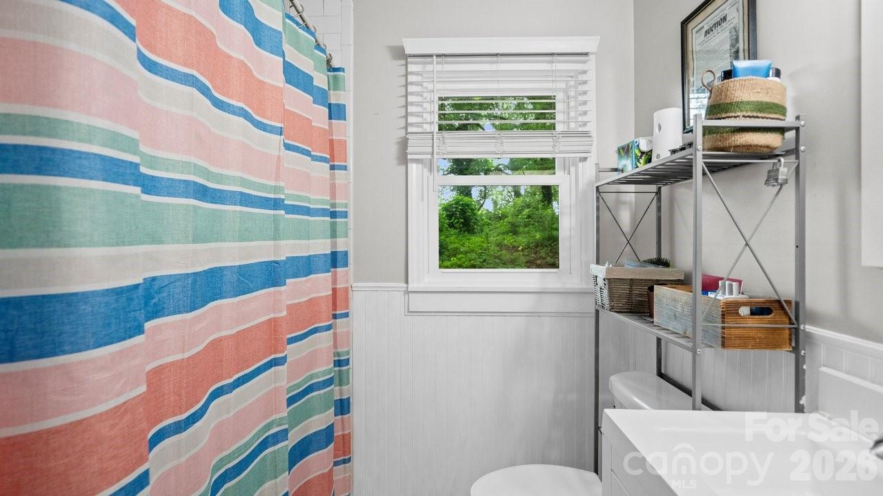 608 W 4th Avenue — Gastonia