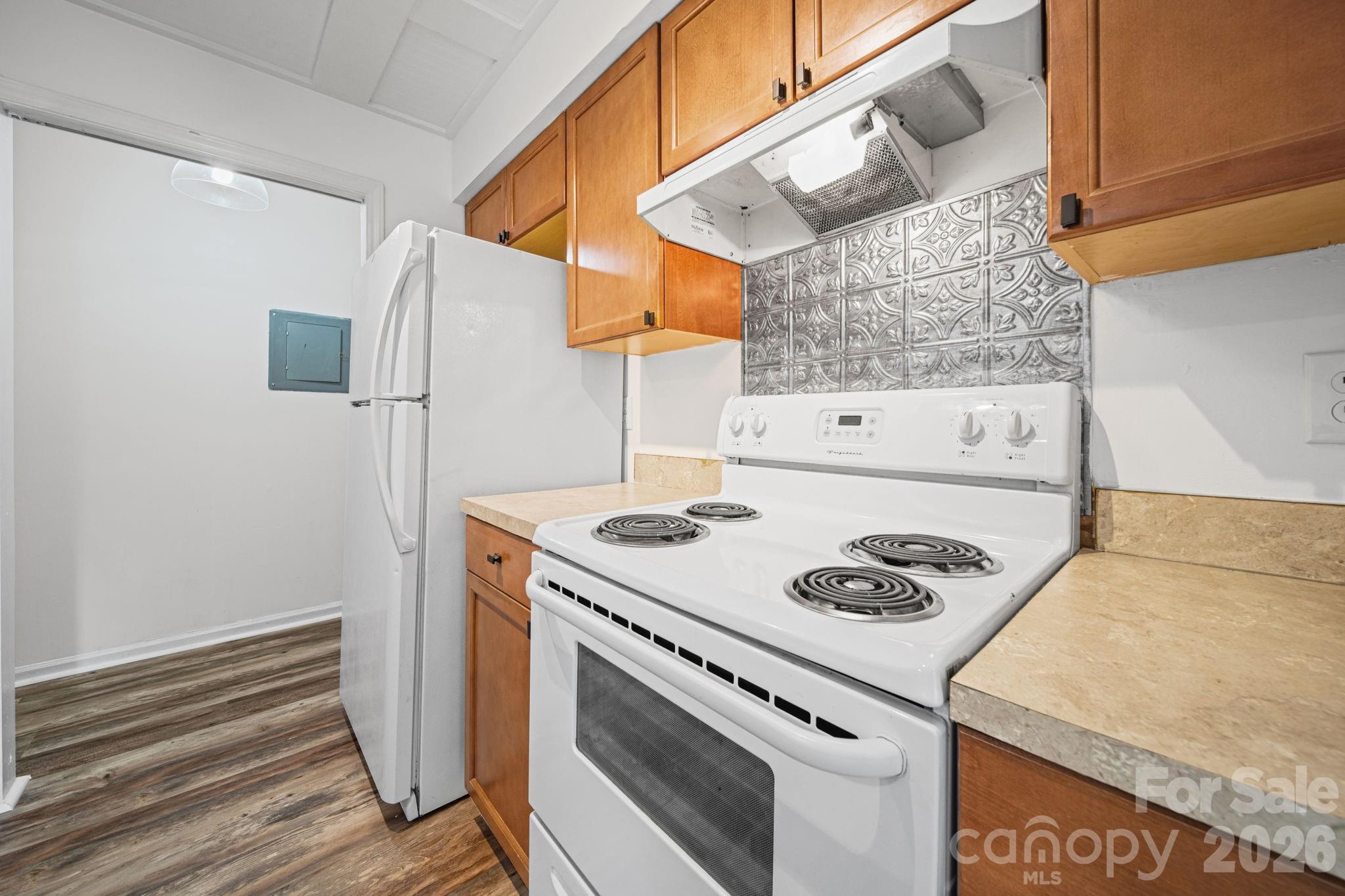 11023 Harrowfield Road — Charlotte