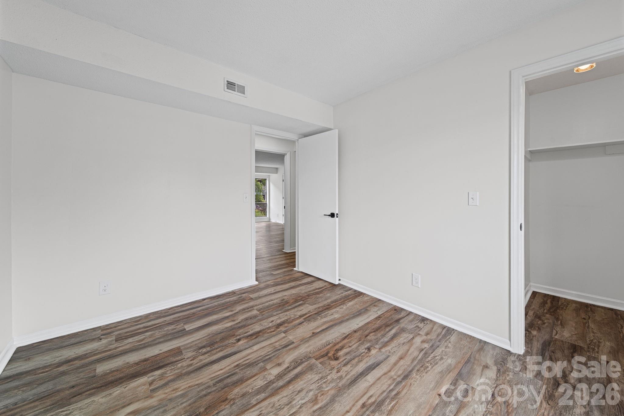 11023 Harrowfield Road — Charlotte