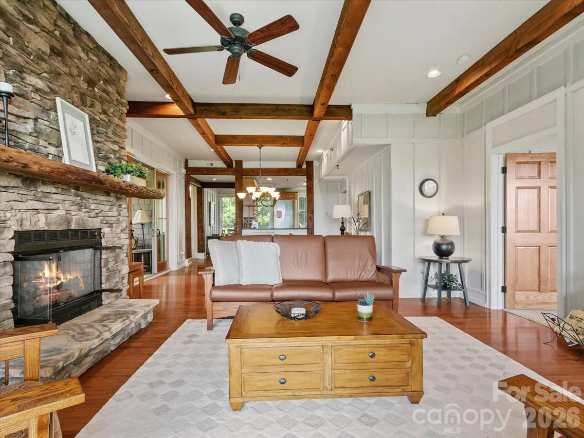 45 Creekside Way #I/202 — Burnsville