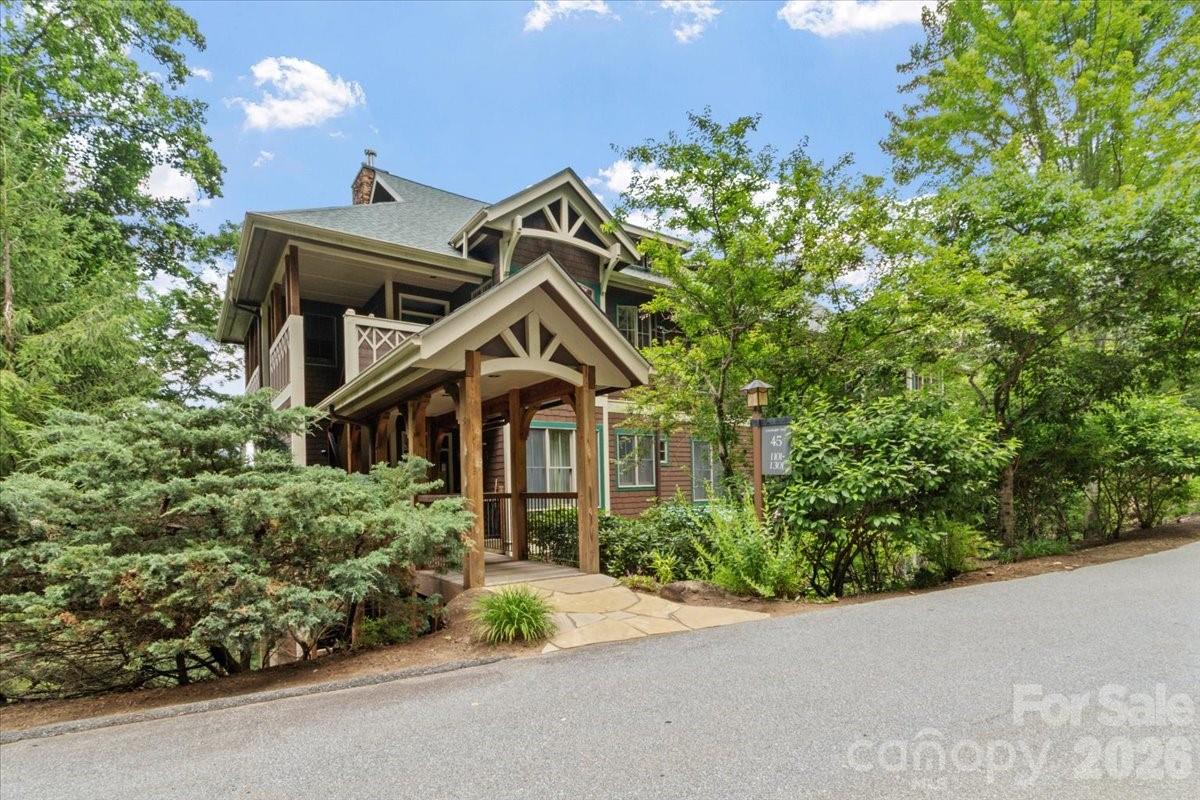 45 Creekside Way #I/202 — Burnsville