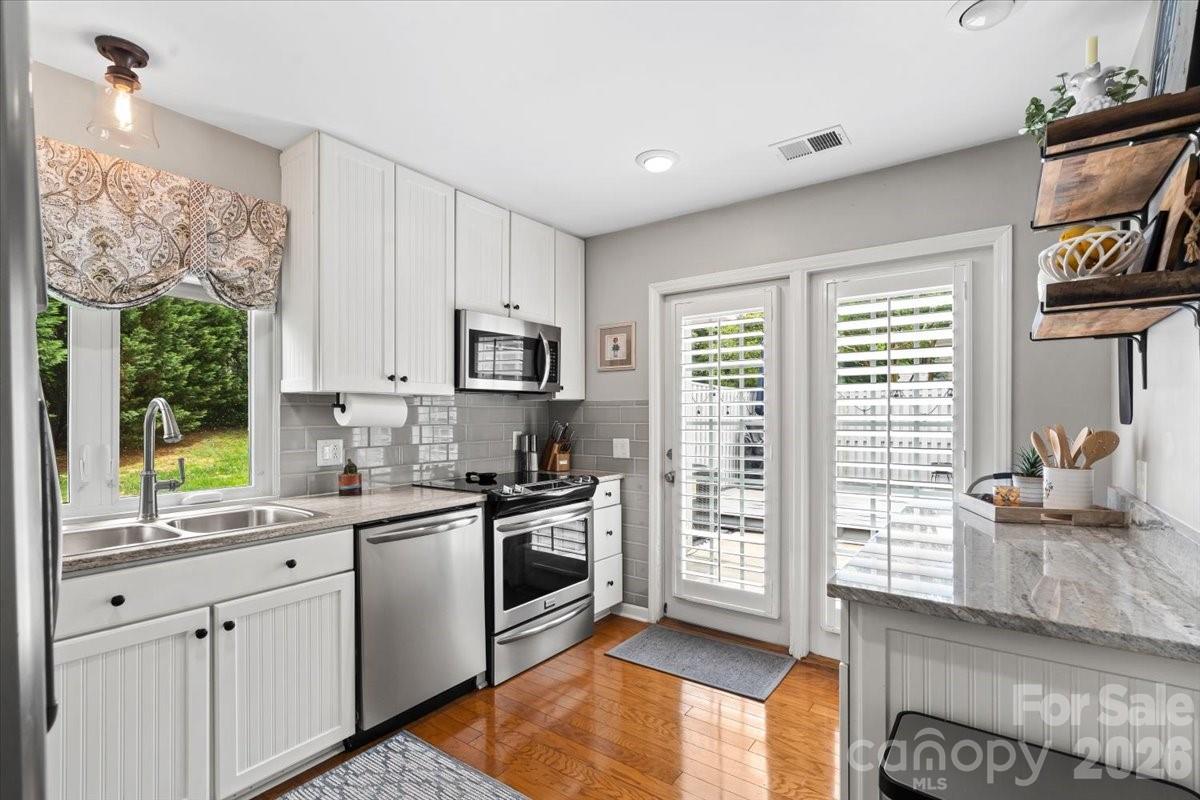 7227 Meeting Street — Charlotte