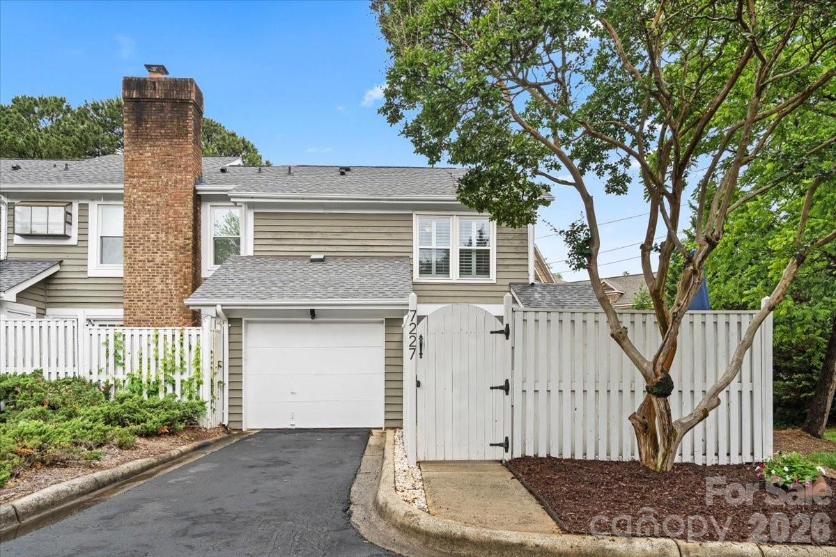 7227 Meeting Street — Charlotte