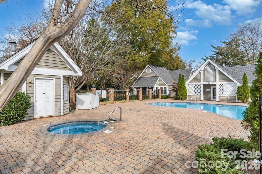 7227 Meeting Street — Charlotte