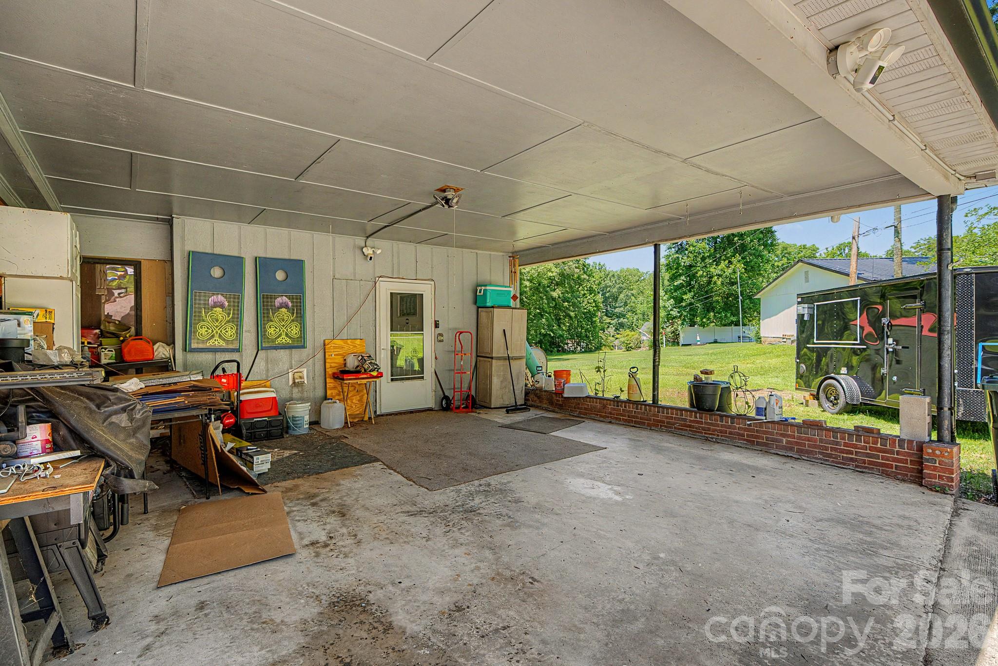 101 Charles Street — Cherryville