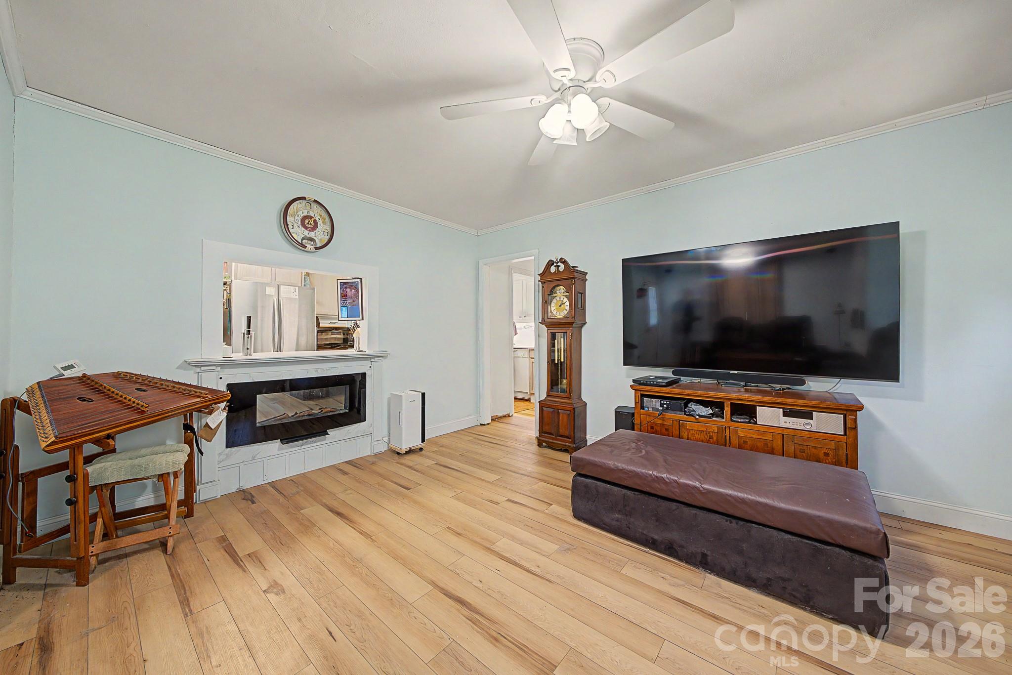 101 Charles Street — Cherryville