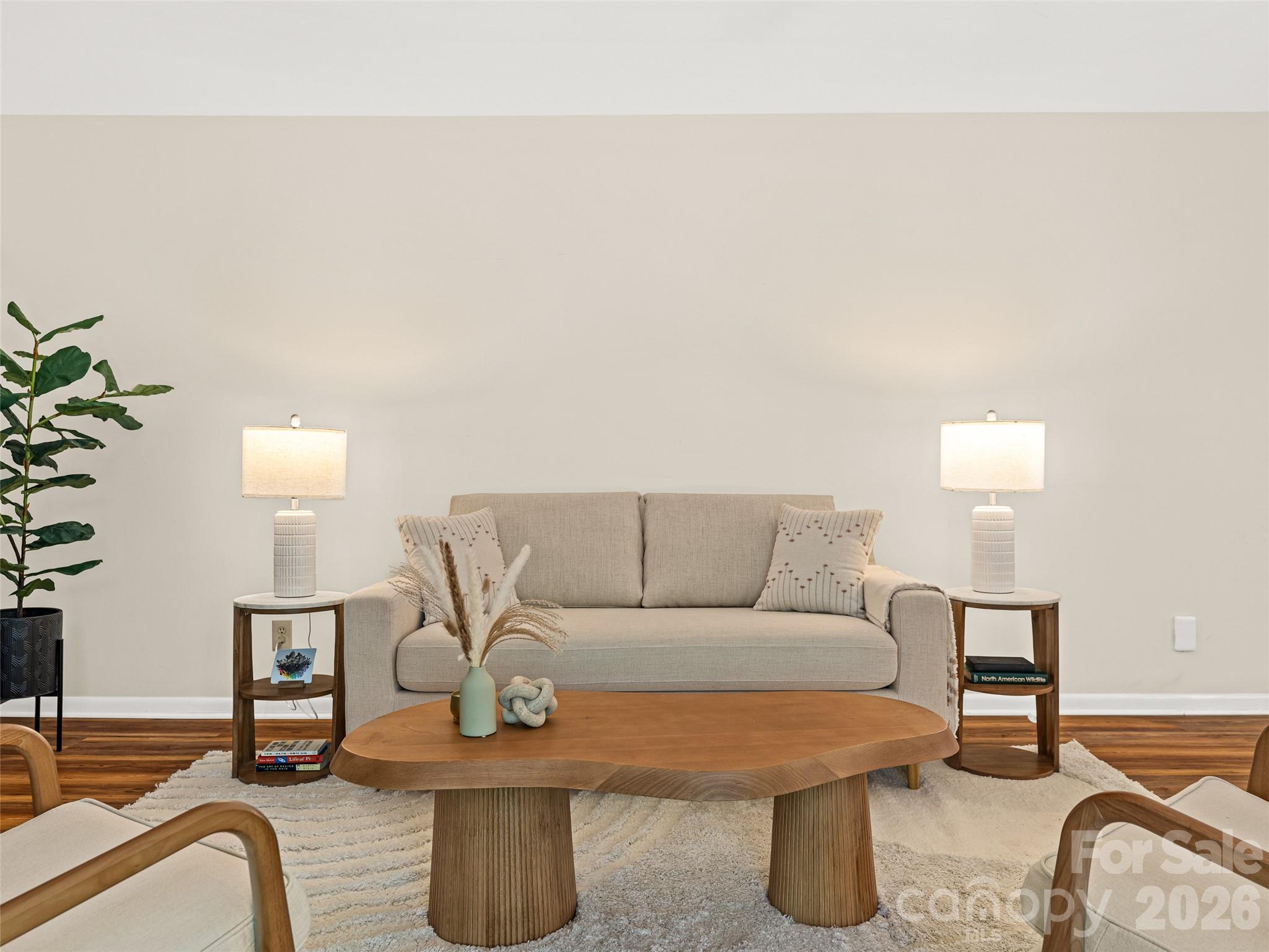 25 Blueberry Lane — Fairview