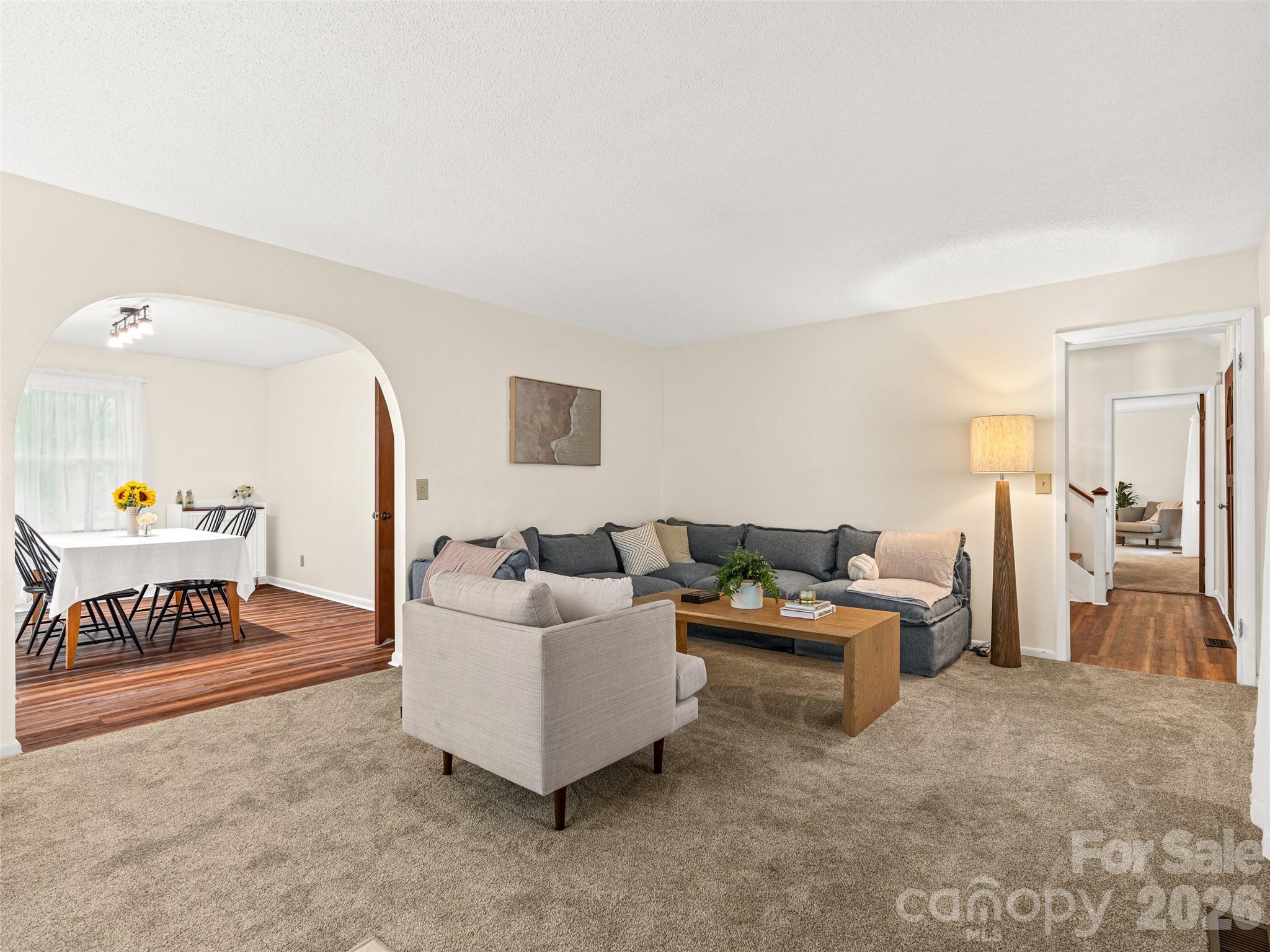 25 Blueberry Lane — Fairview
