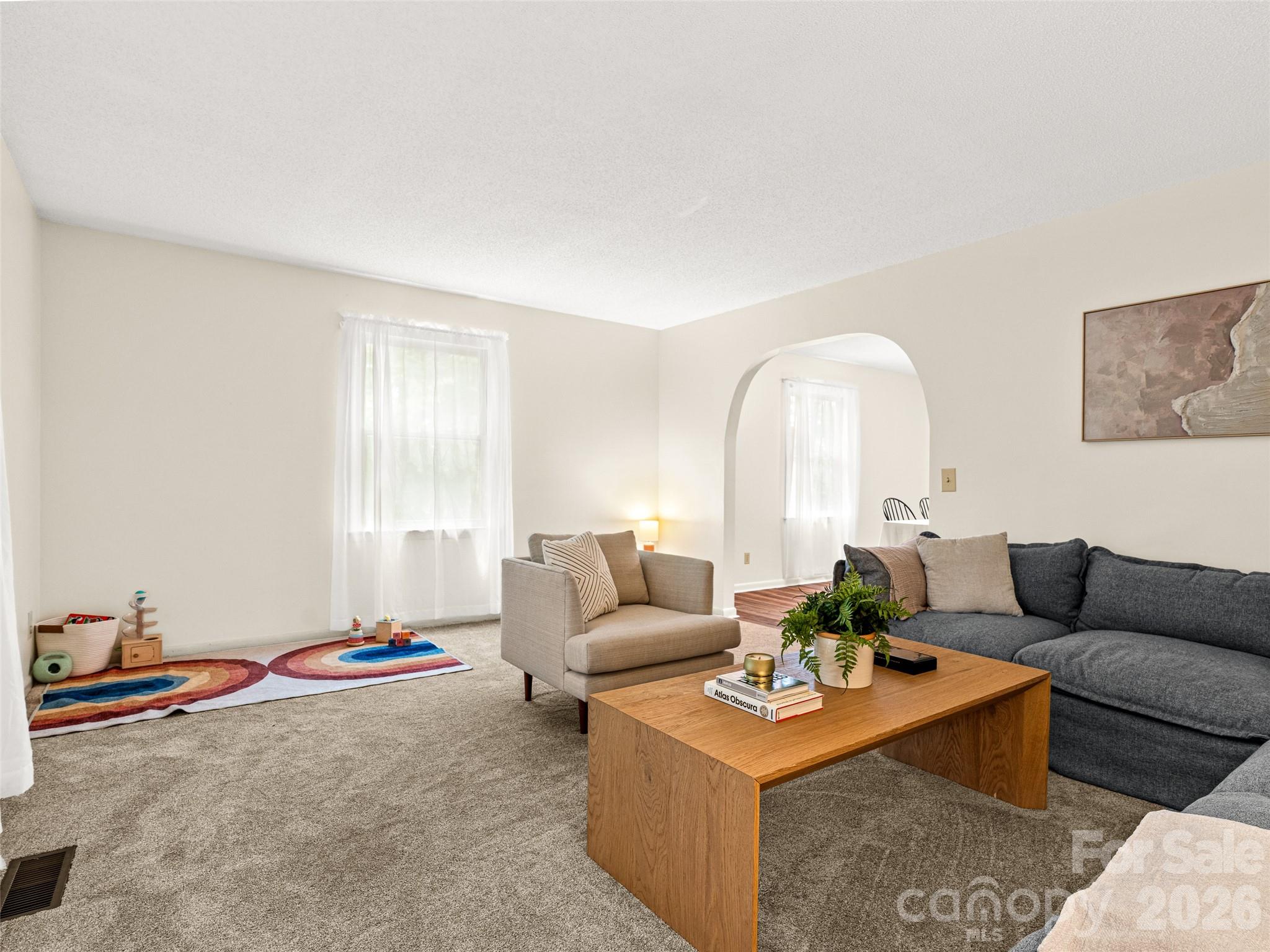 25 Blueberry Lane — Fairview