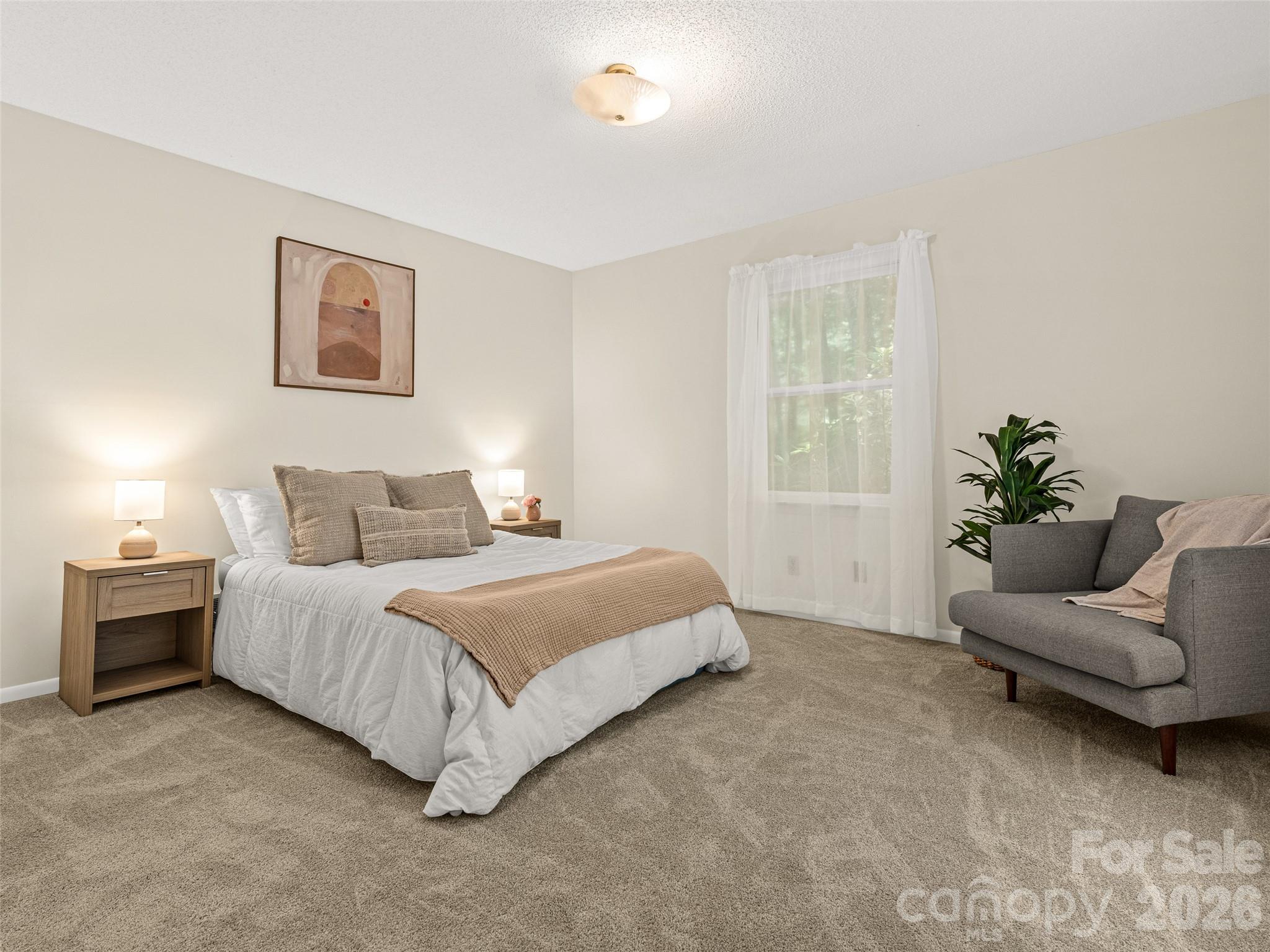 25 Blueberry Lane — Fairview