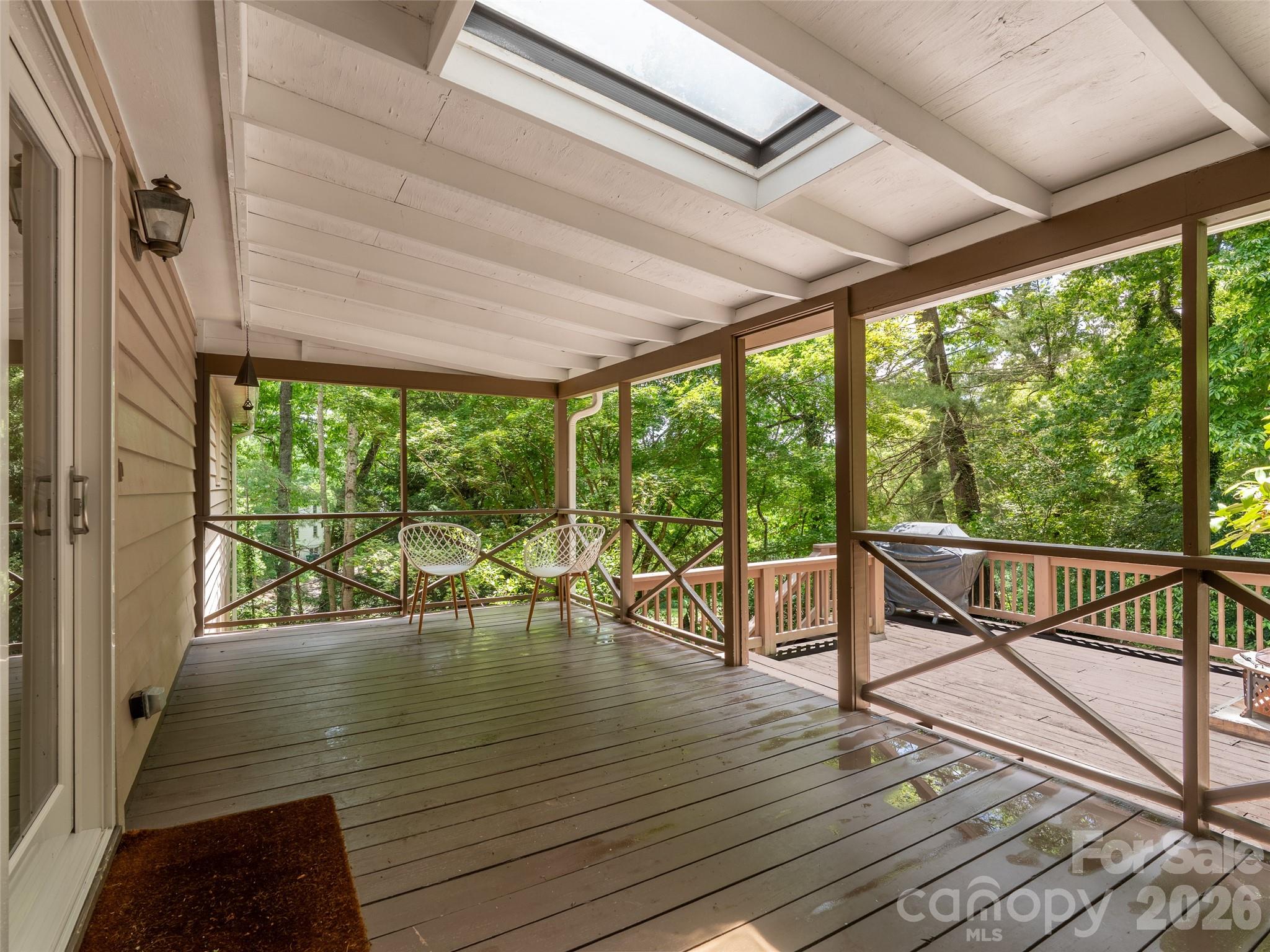 25 Blueberry Lane — Fairview