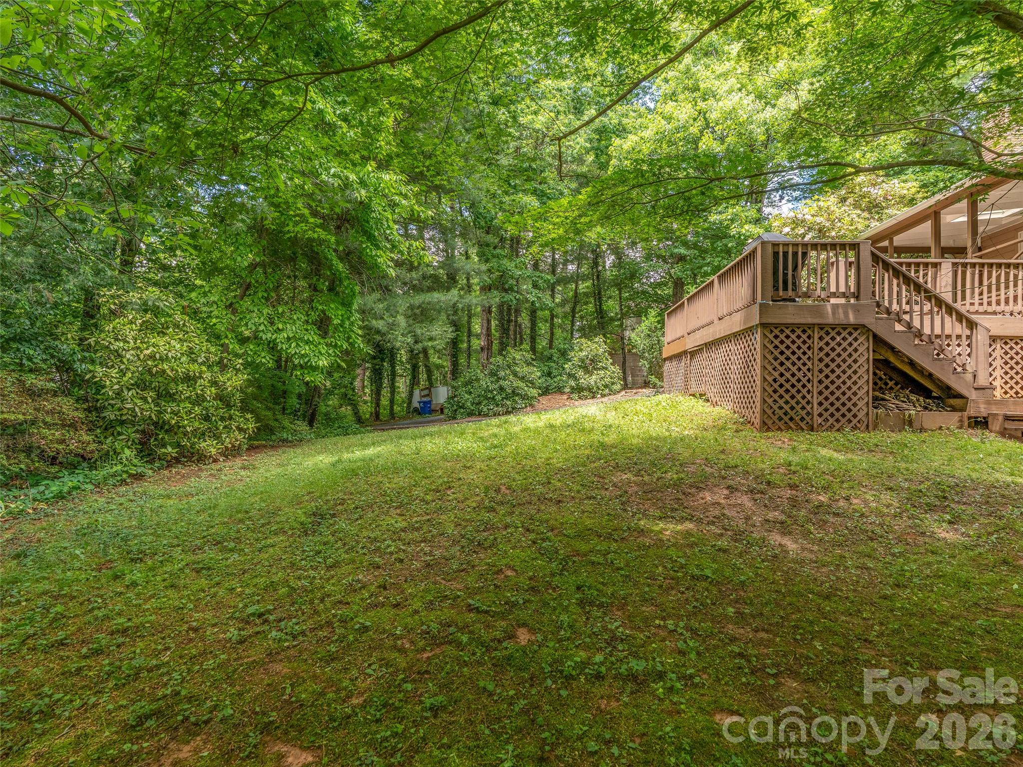 25 Blueberry Lane — Fairview