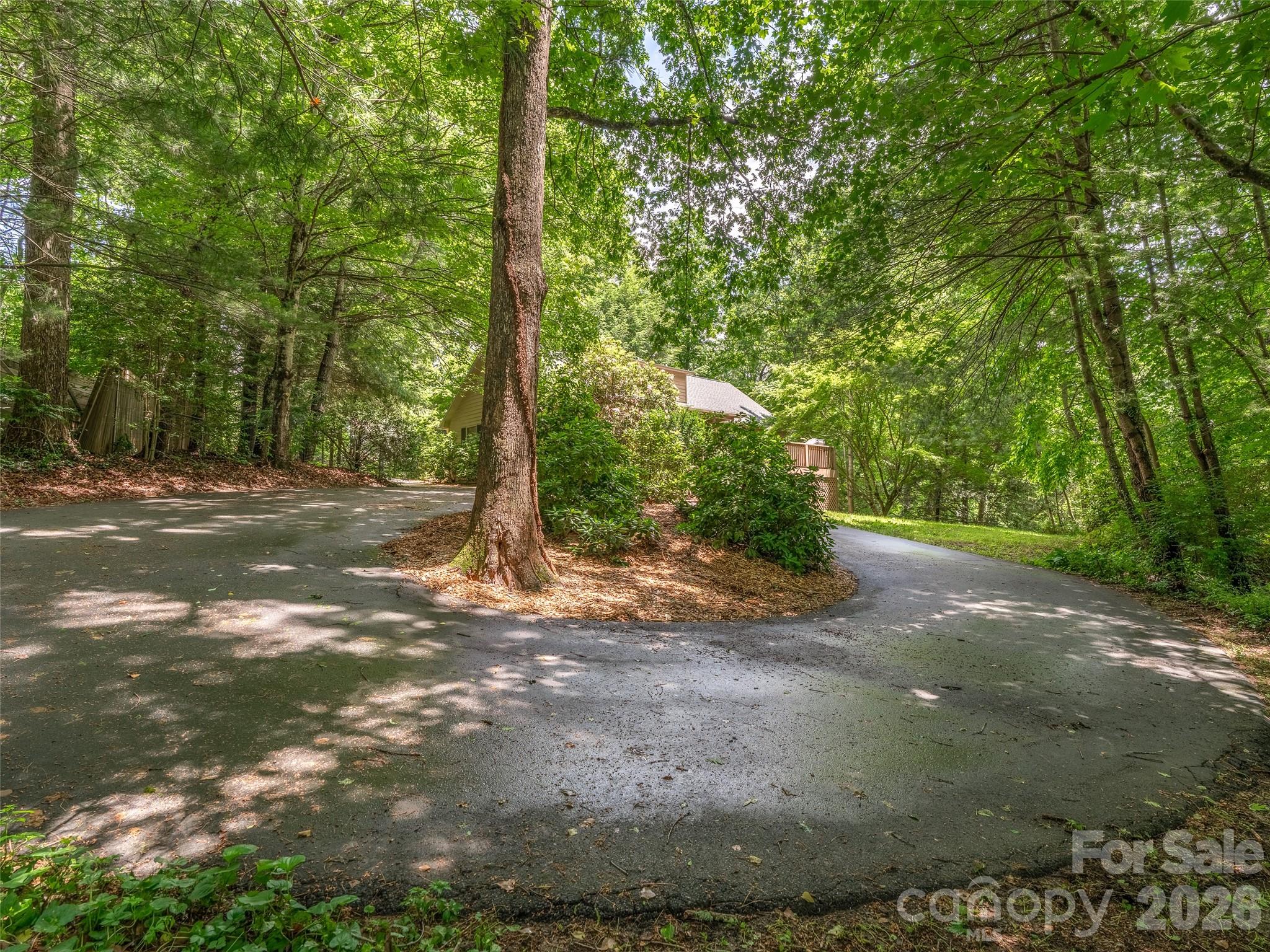 25 Blueberry Lane — Fairview