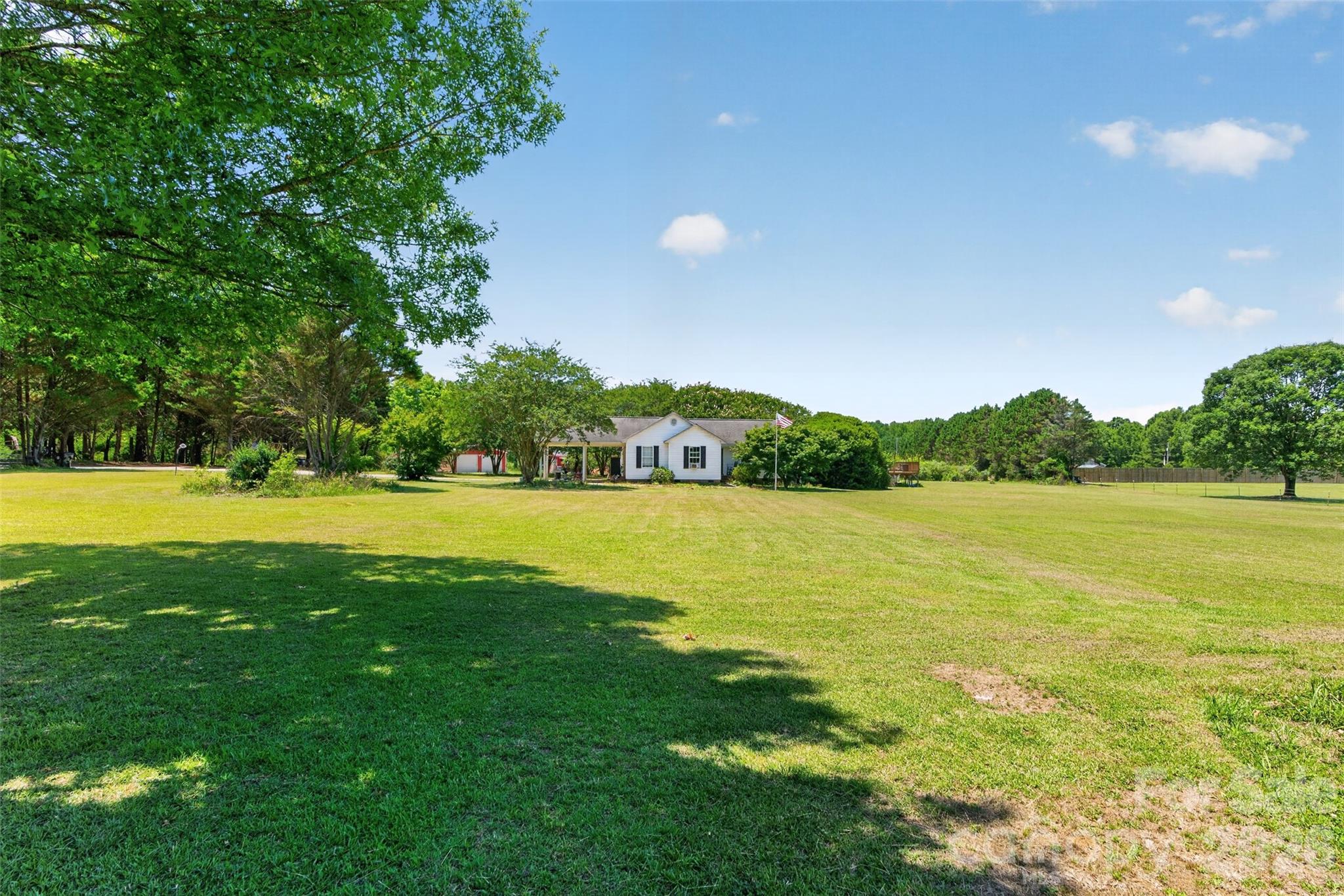 5614 Stack Road — Monroe