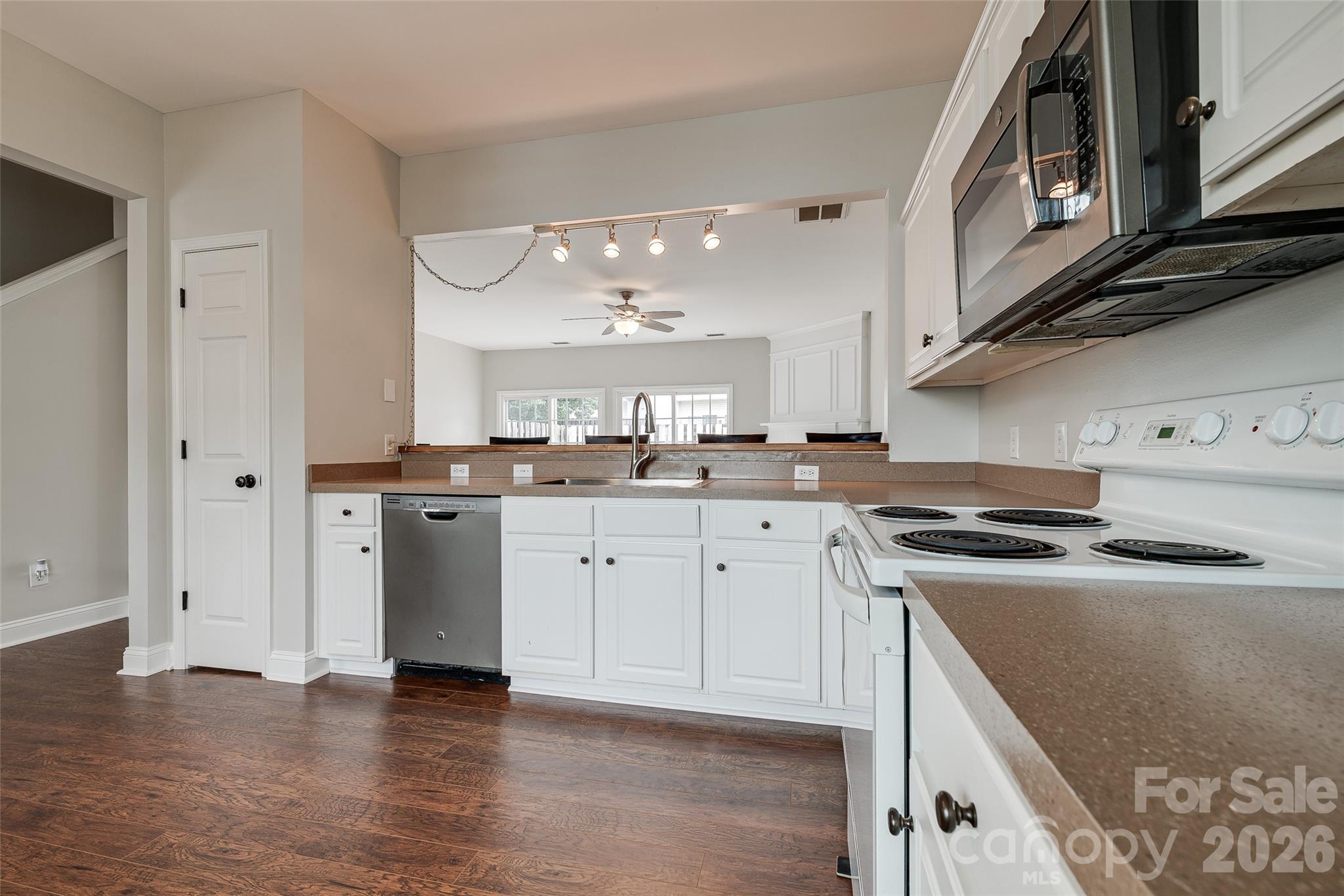 3186 Mannington Drive — Charlotte