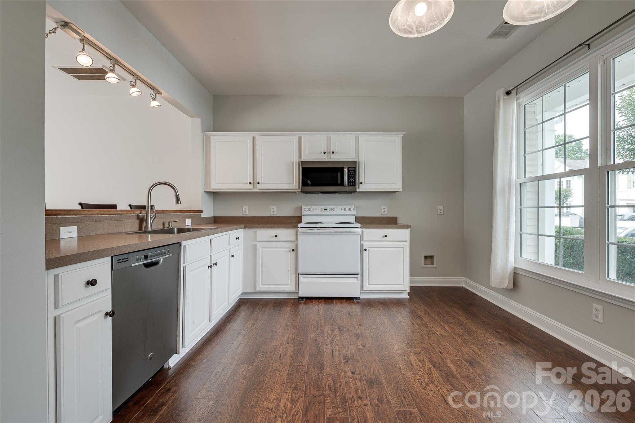 3186 Mannington Drive — Charlotte