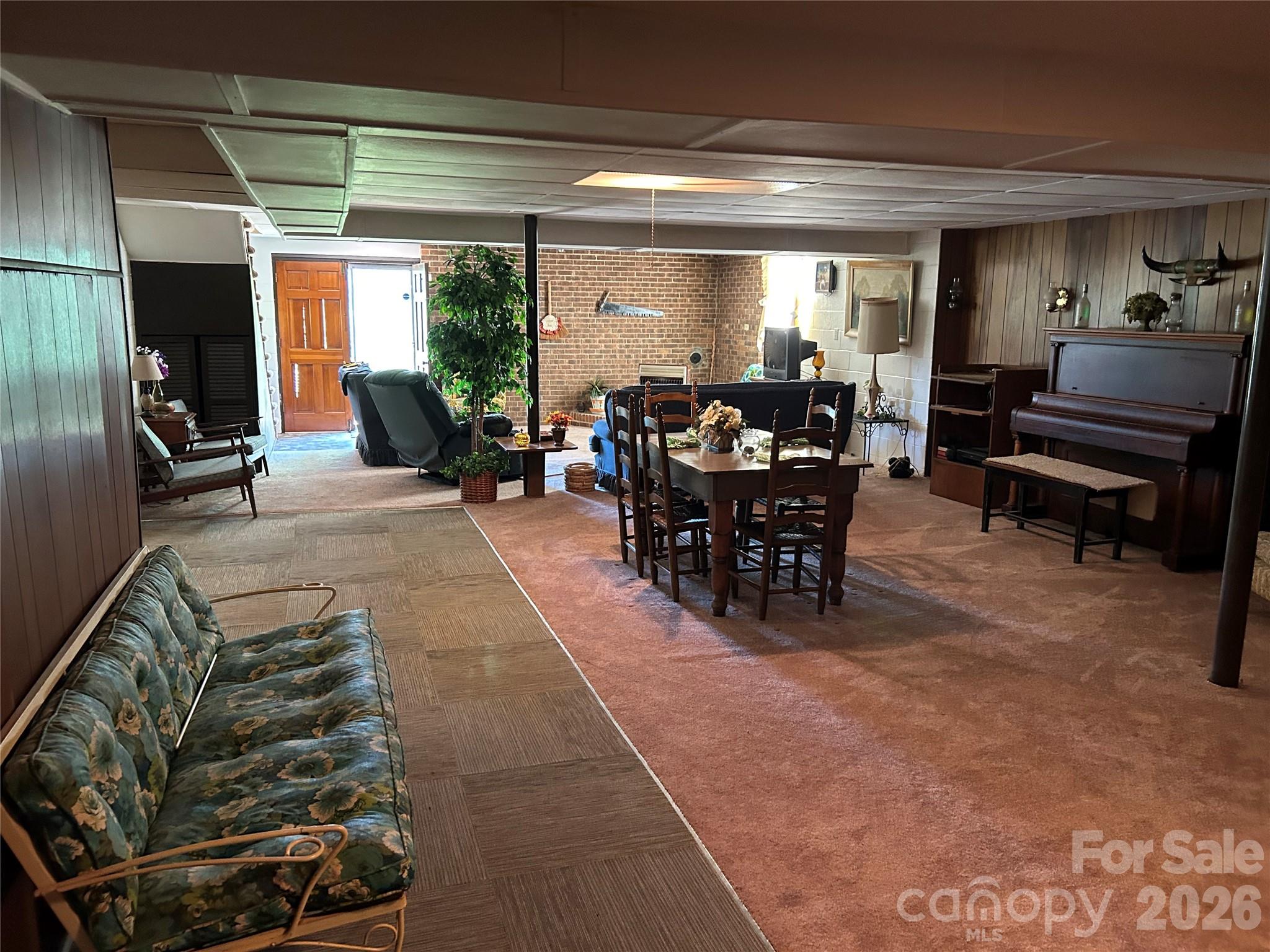 336 Bridges Road — Blacksburg