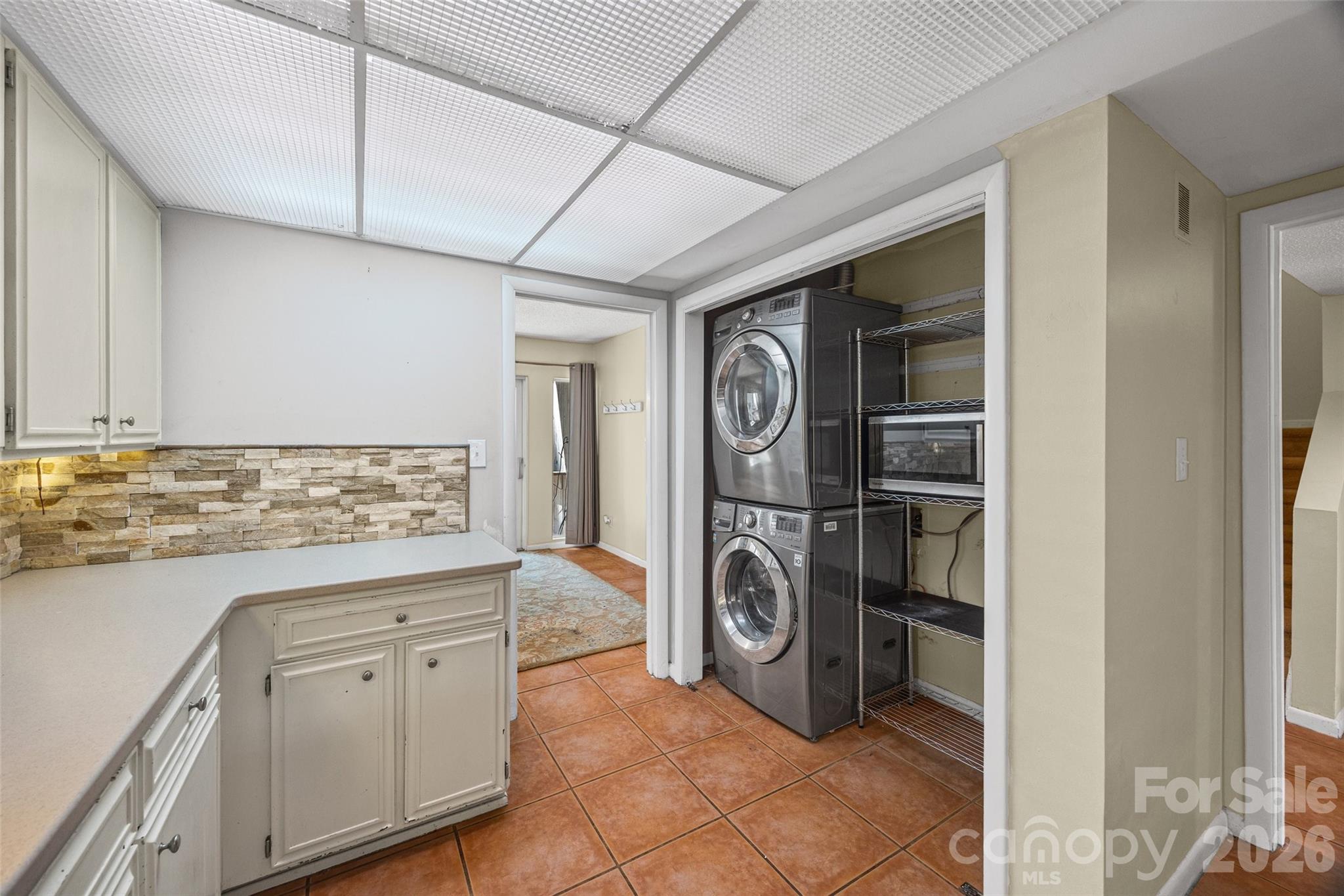 234 Riverview Terrace — Clover