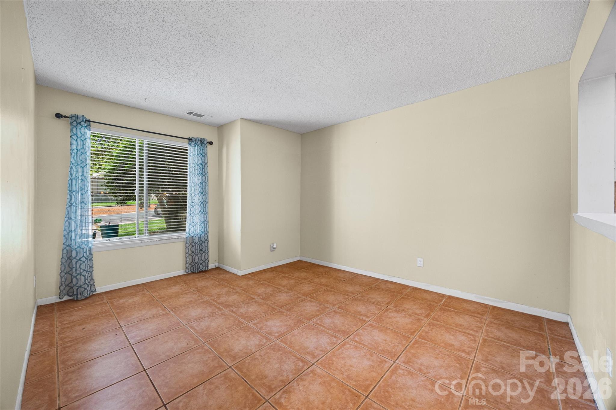 234 Riverview Terrace — Clover
