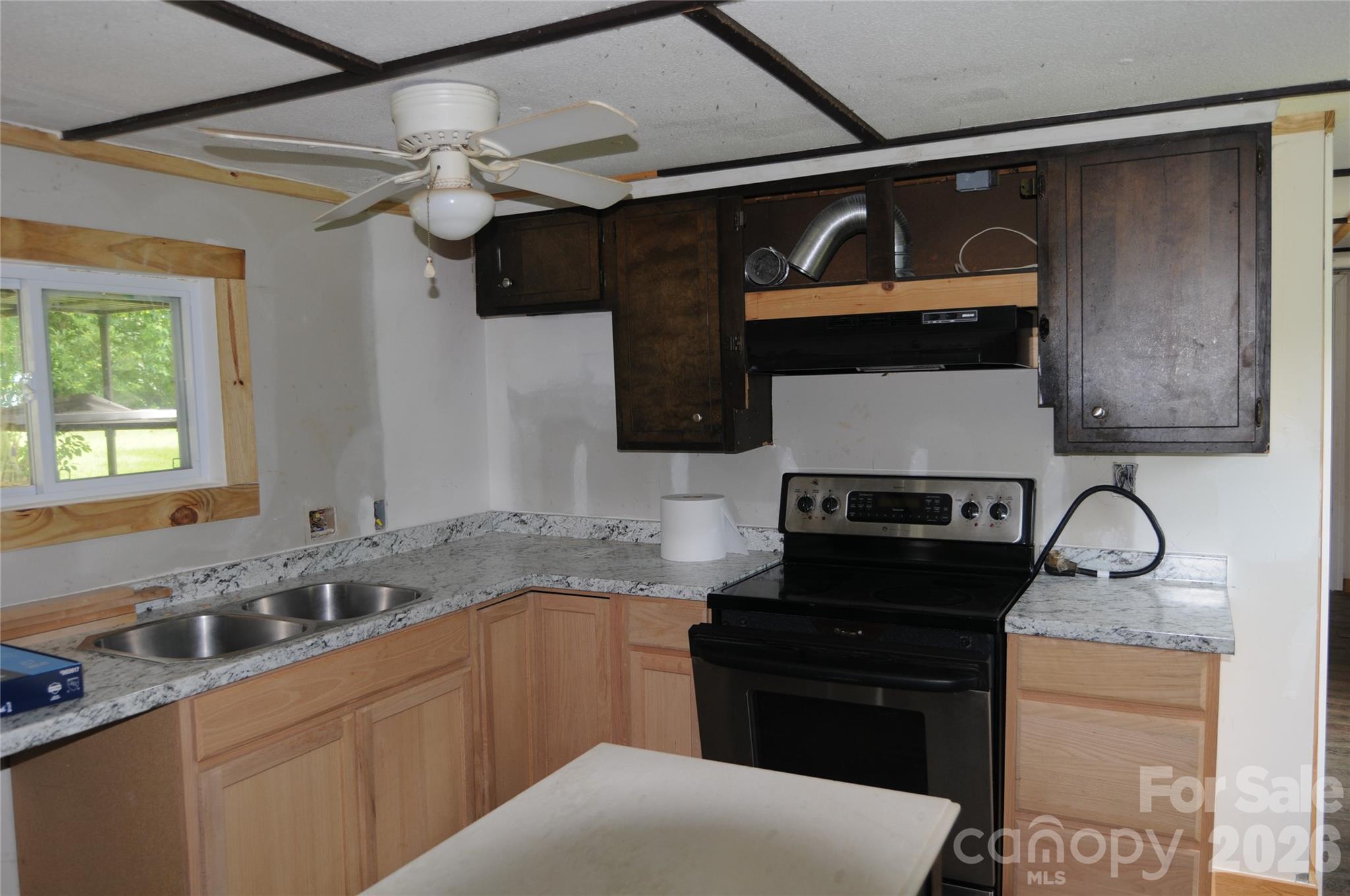 4227 KENT Street — Maiden