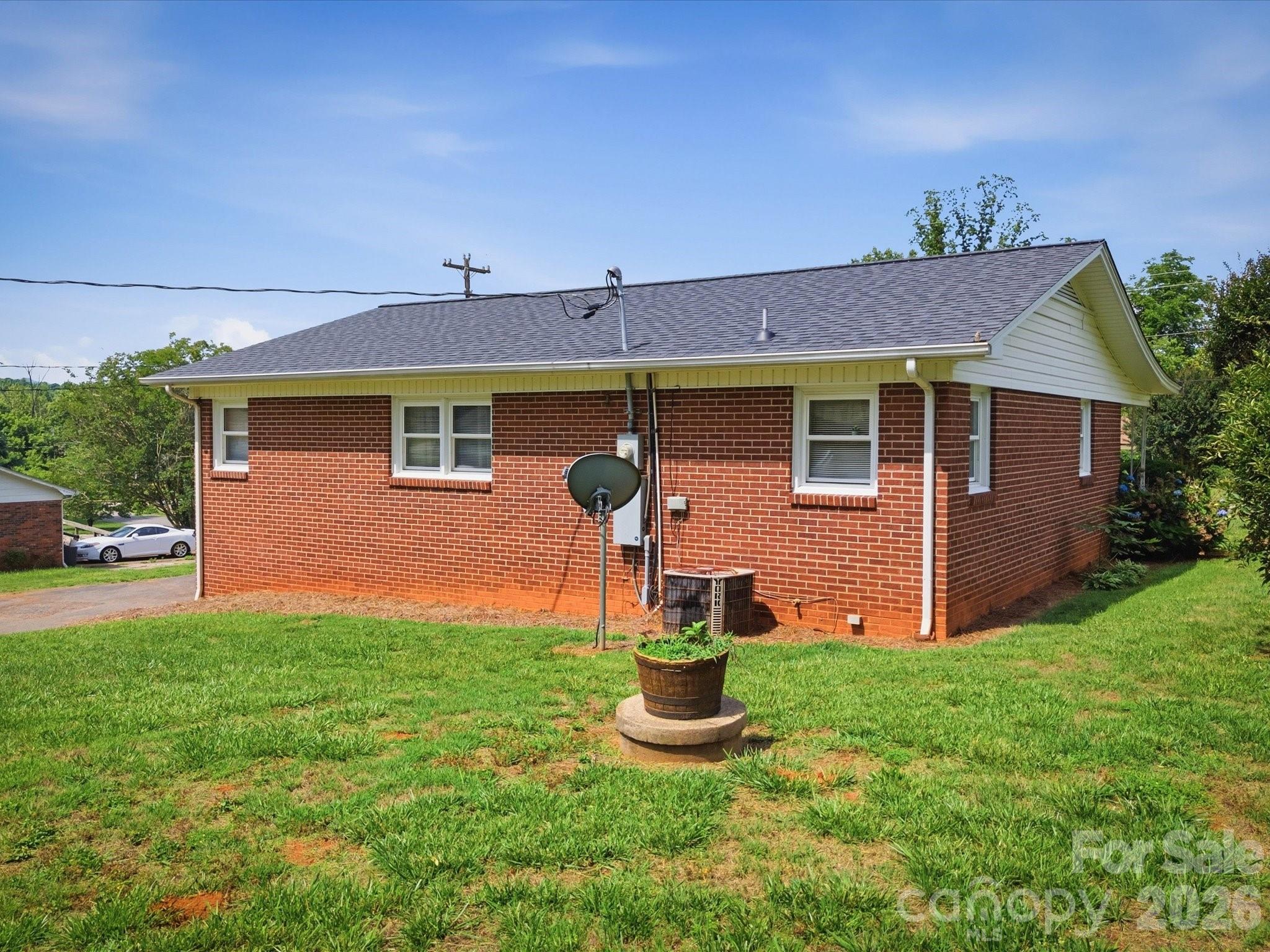 132 Starmount Circle #85-88 — Morganton