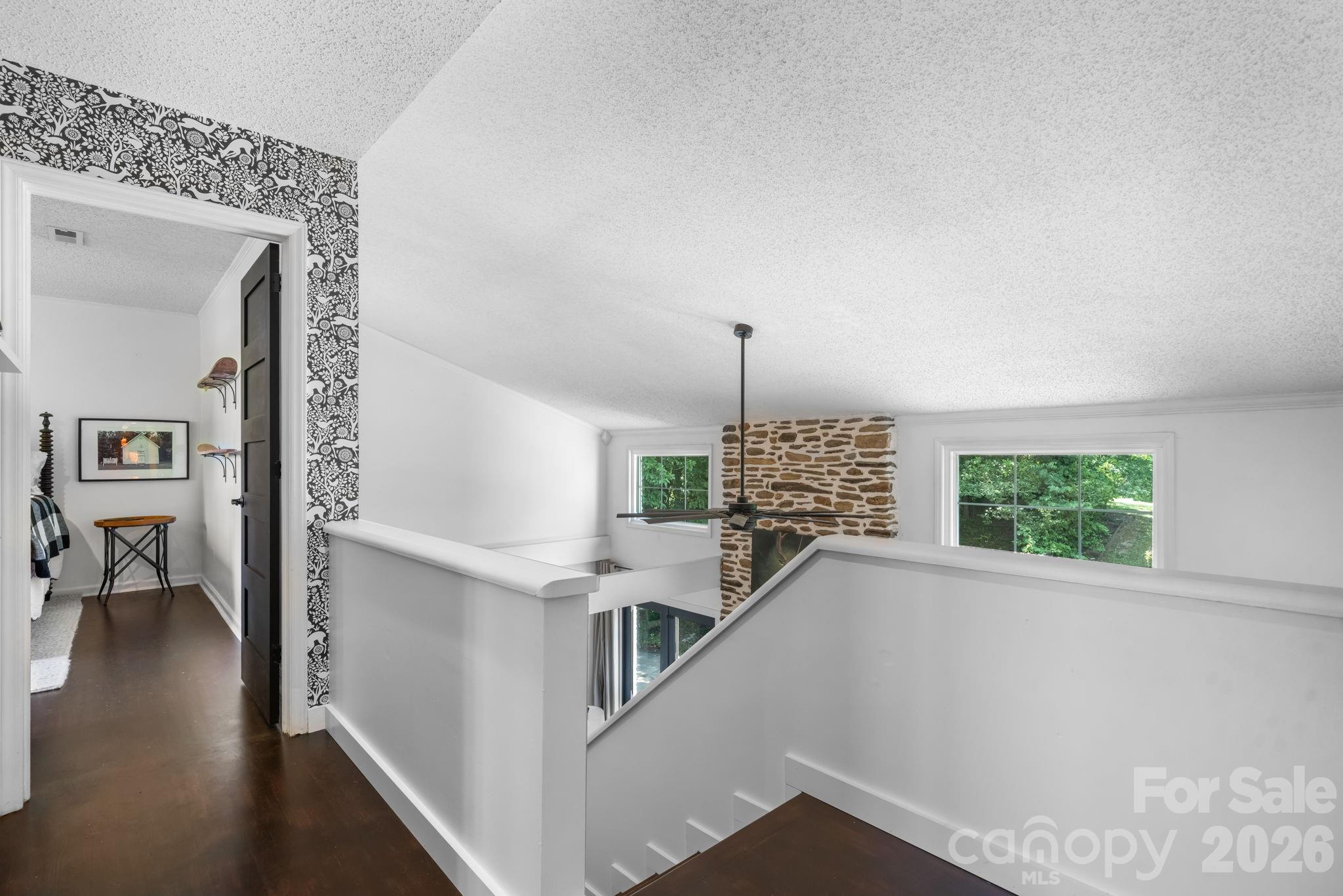 1314 Shirebourn Drive — Hickory