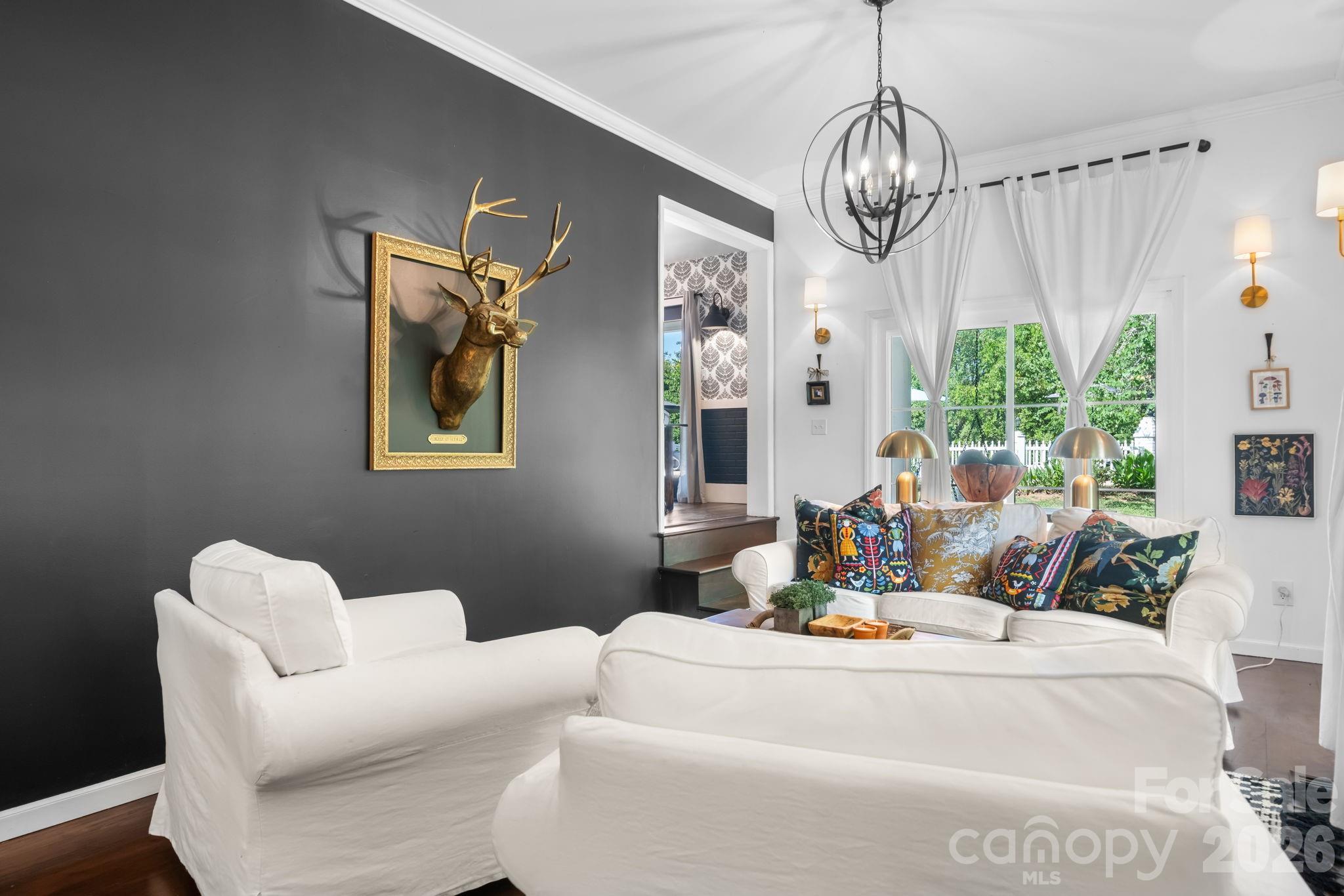 1314 Shirebourn Drive — Hickory