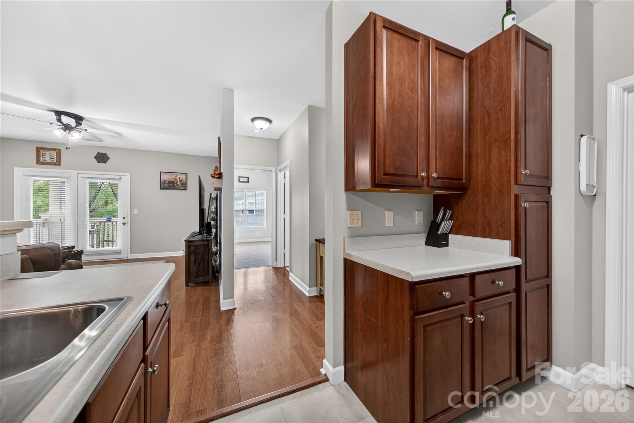 11921 Ridgeway Park Drive — Charlotte