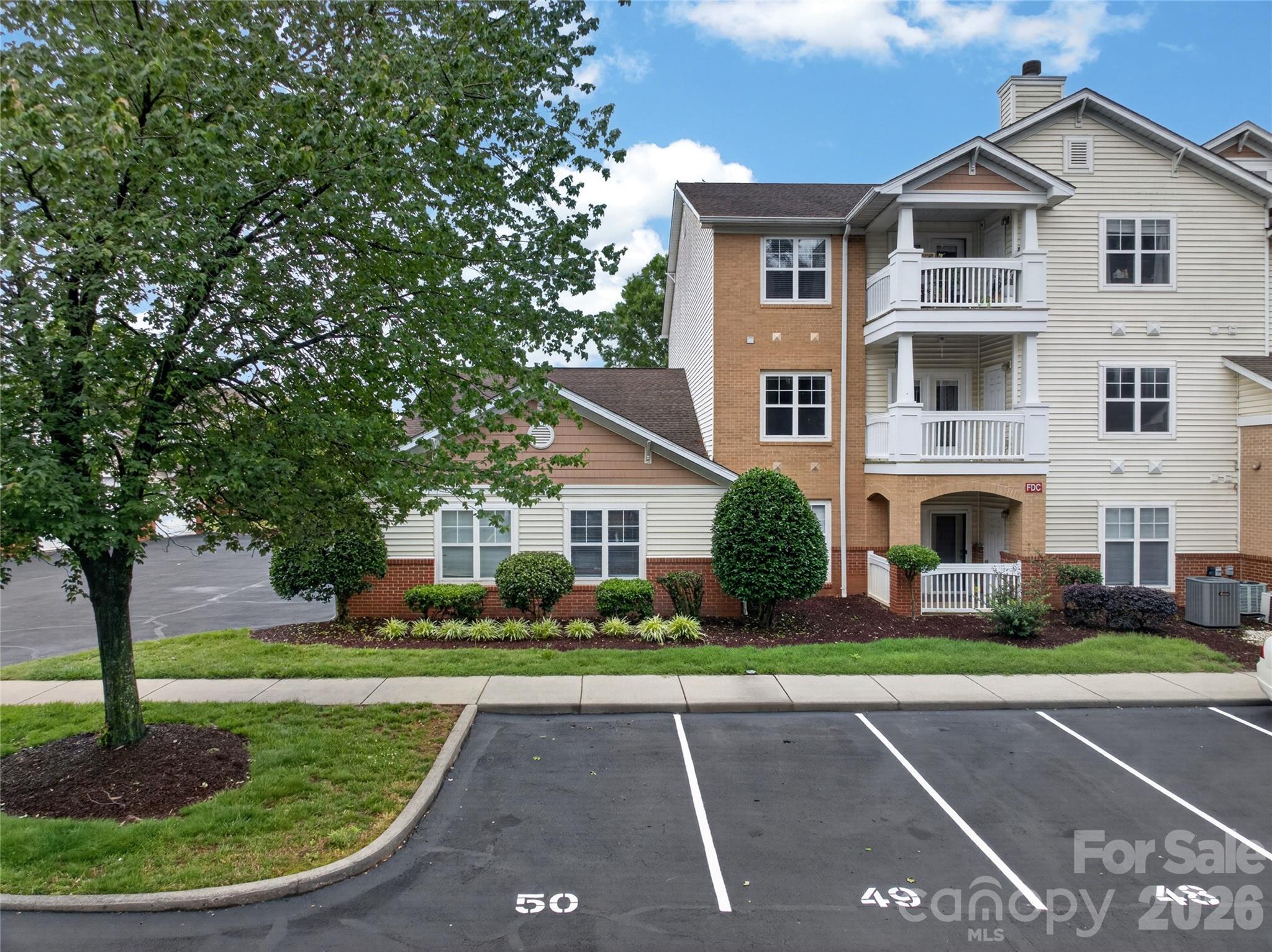 11921 Ridgeway Park Drive — Charlotte