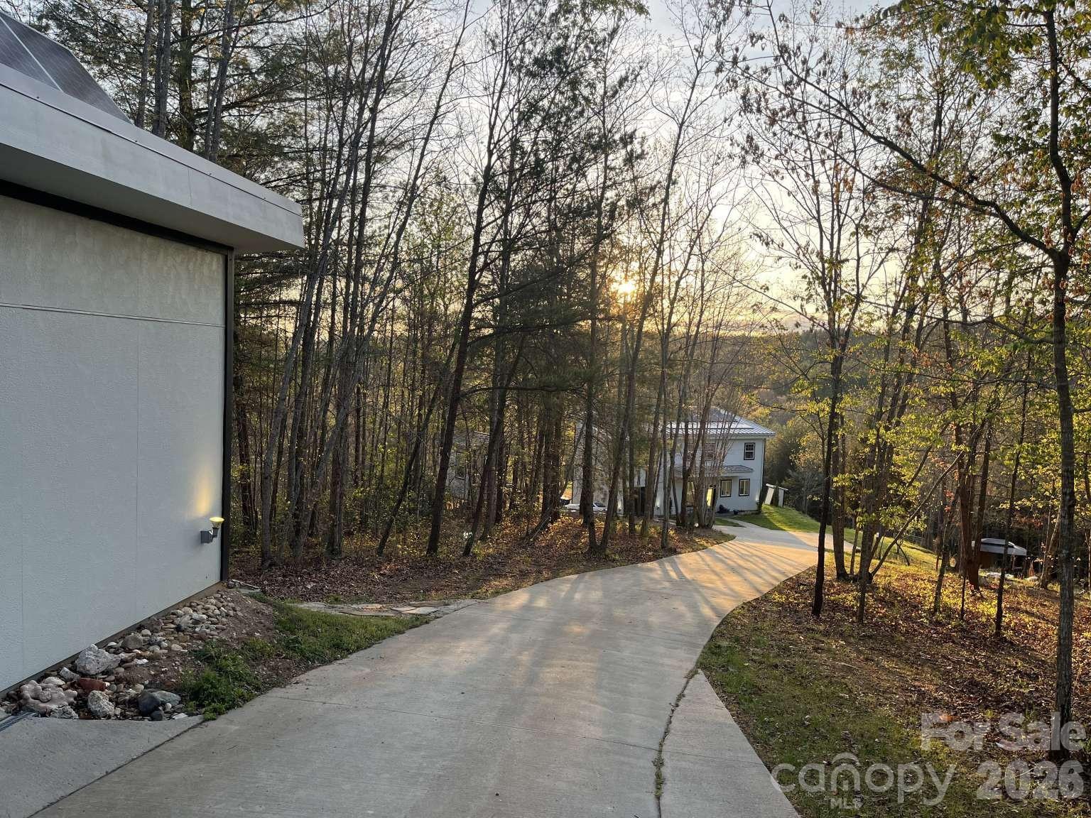 3445 Irish Hills Road — Morganton