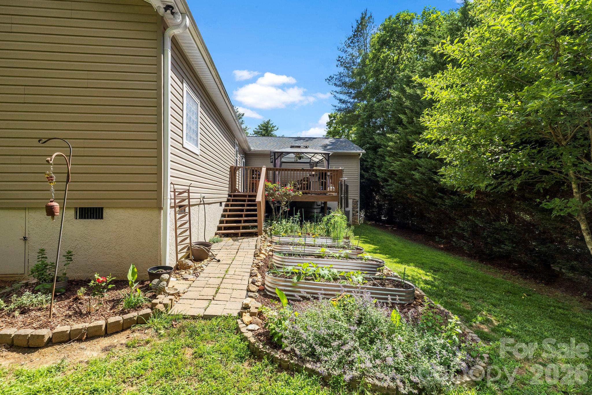 31 Enochs Way — Fletcher
