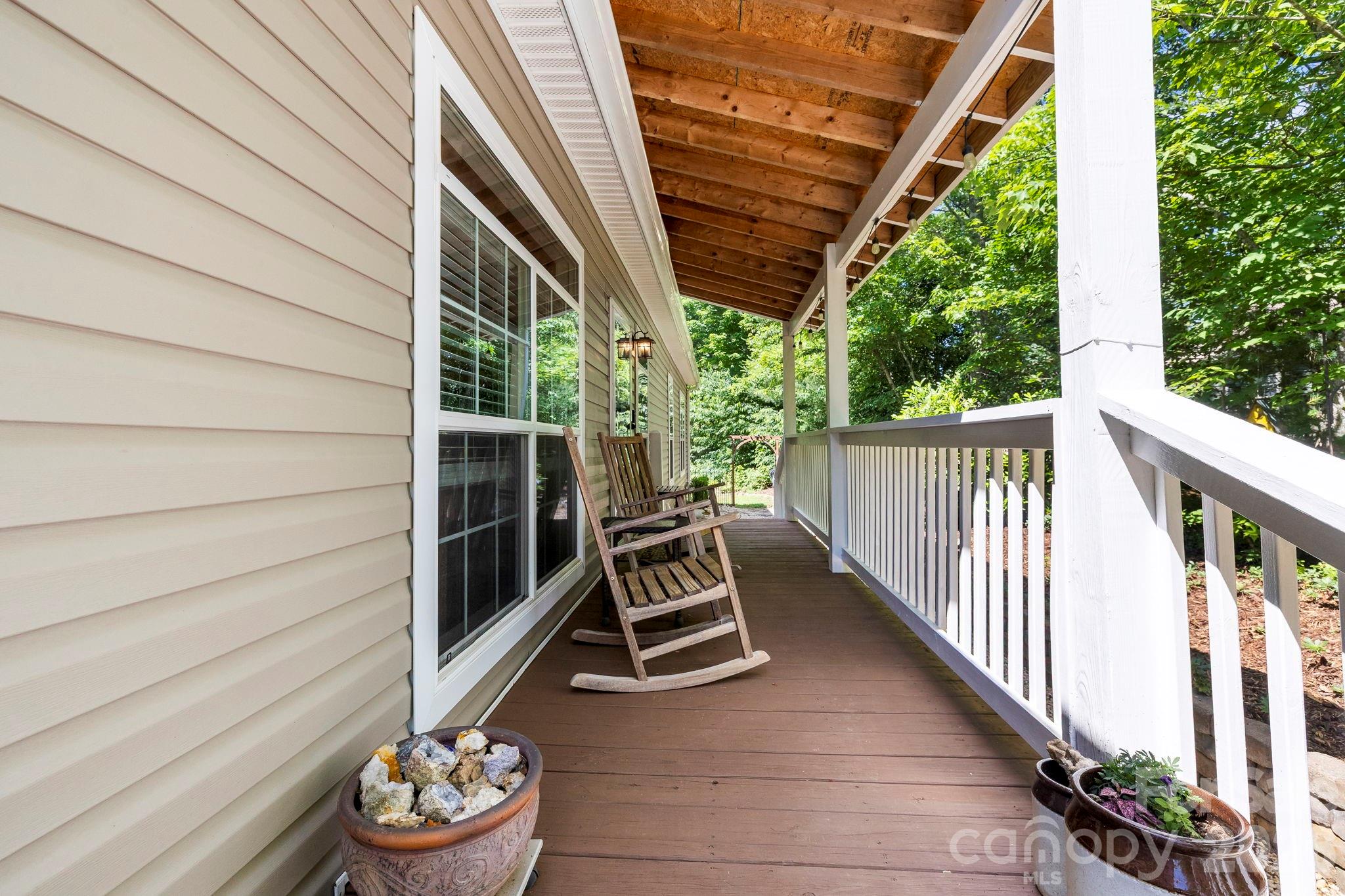 31 Enochs Way — Fletcher