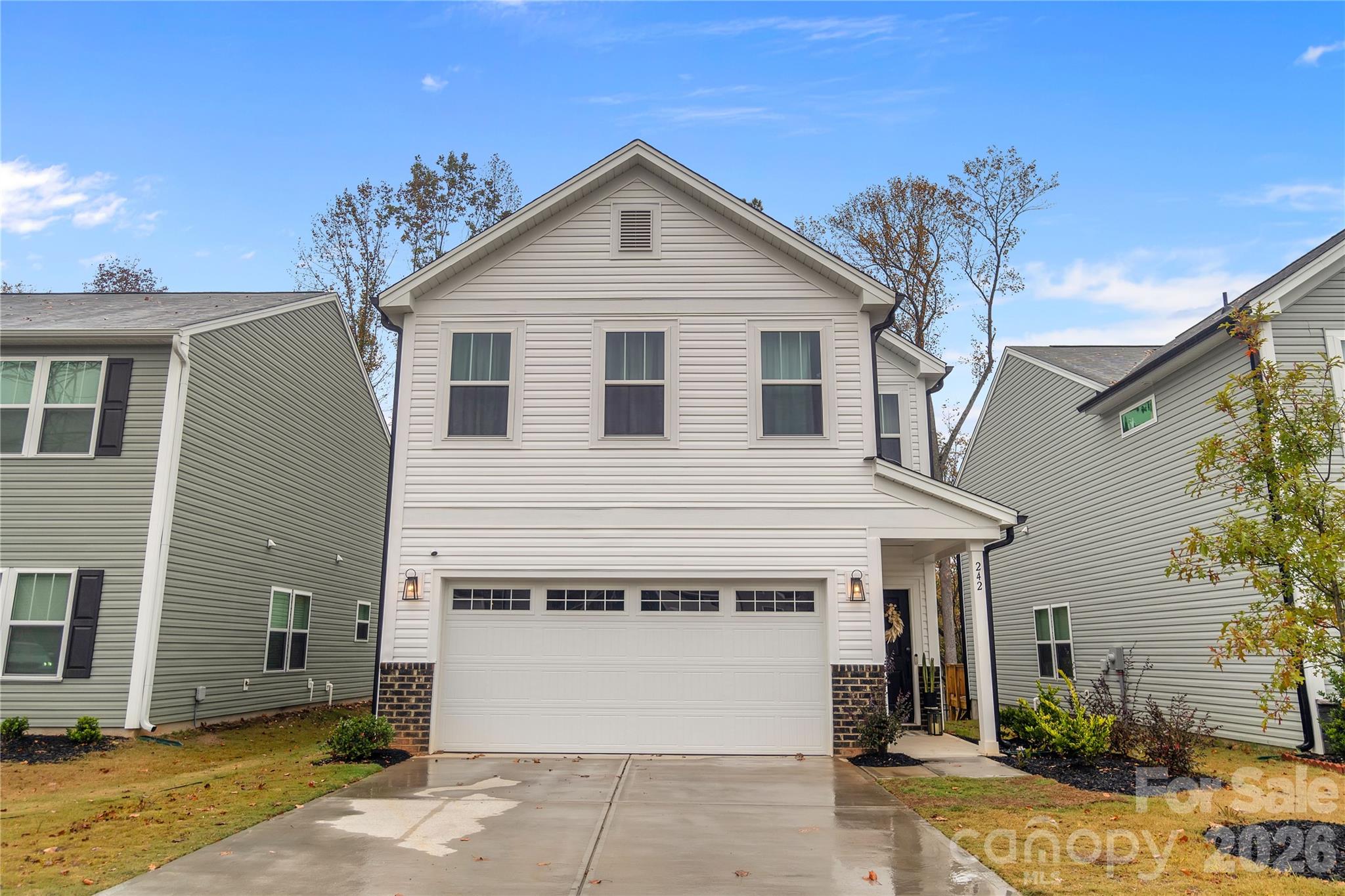 242 Lacewing Drive — Charlotte