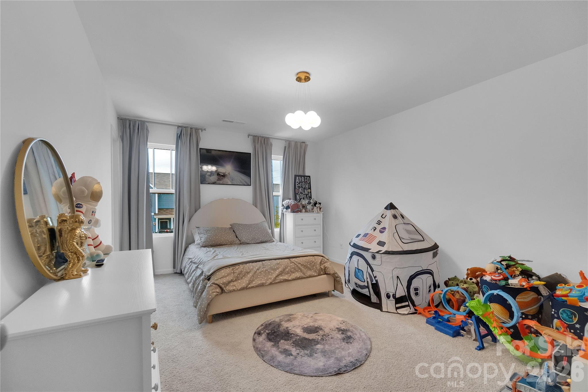 242 Lacewing Drive — Charlotte