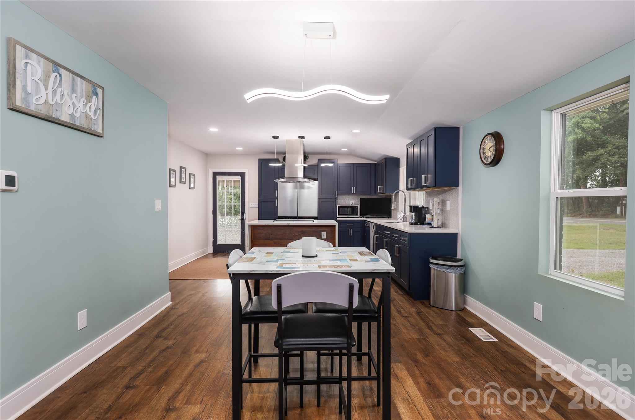 2276 Cid Road — Lexington