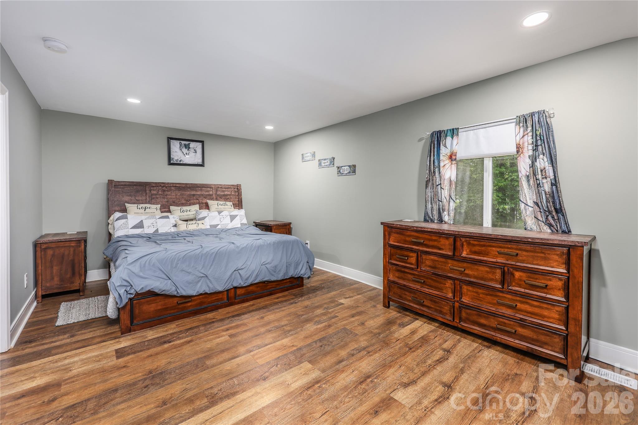 2276 Cid Road — Lexington