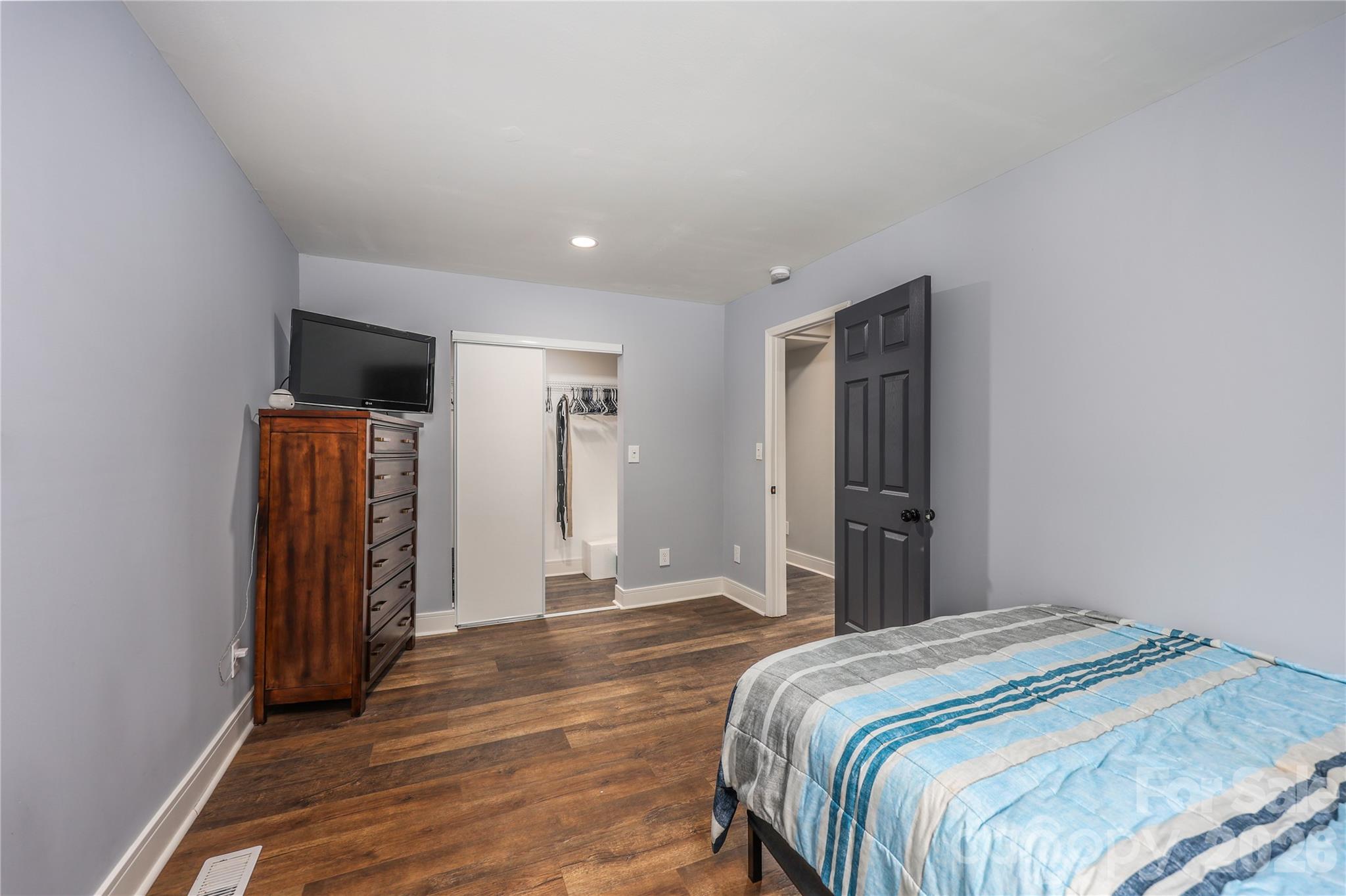 2276 Cid Road — Lexington