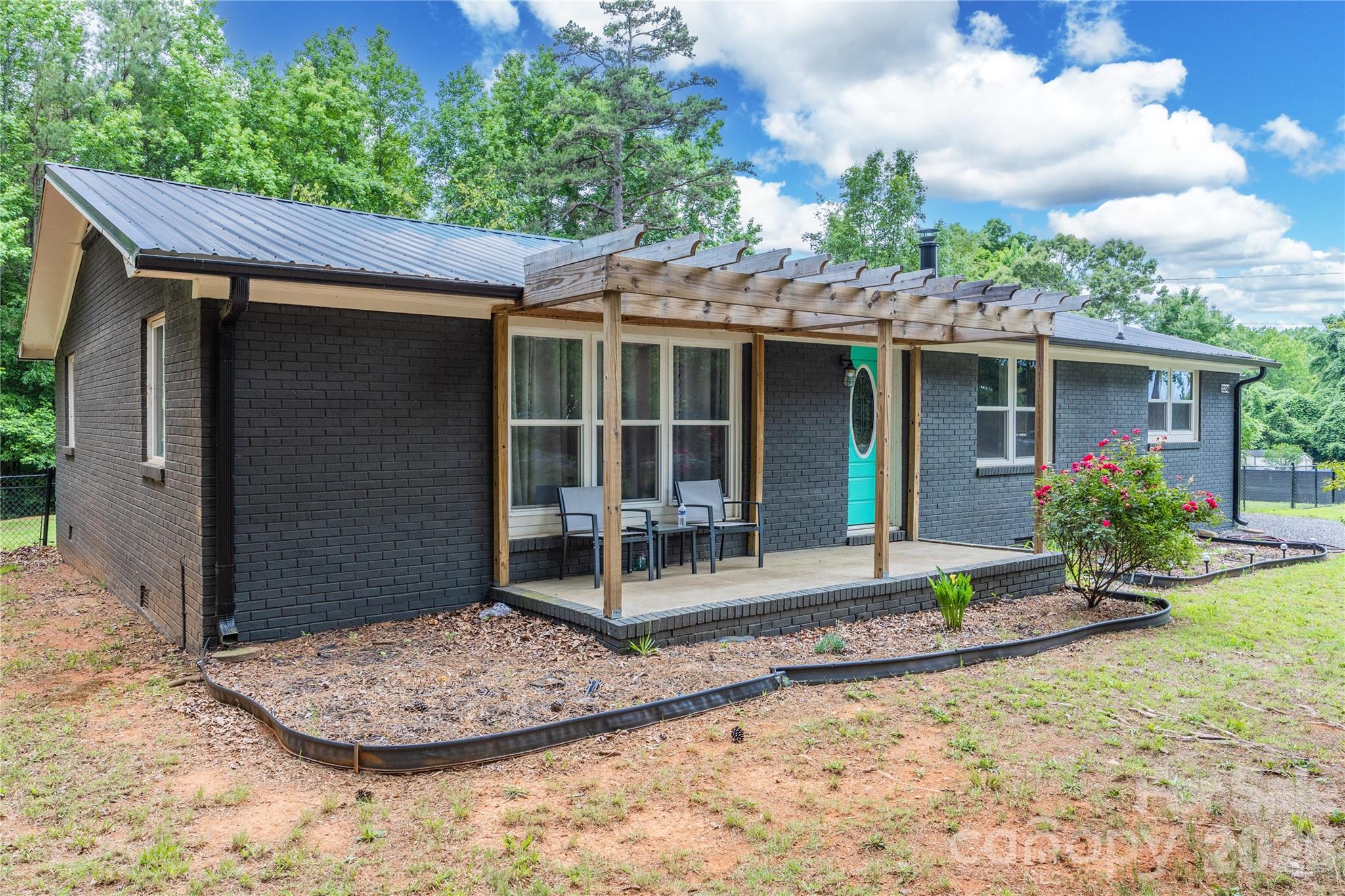 2276 Cid Road — Lexington