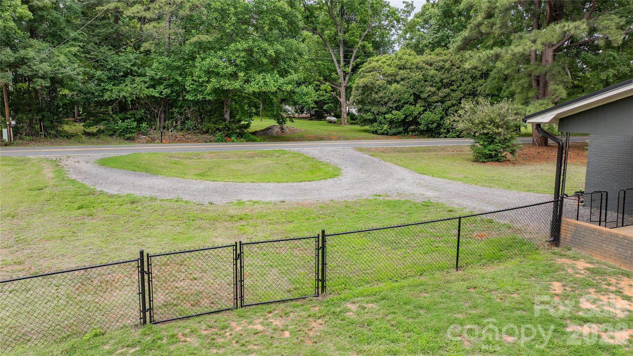 2276 Cid Road — Lexington