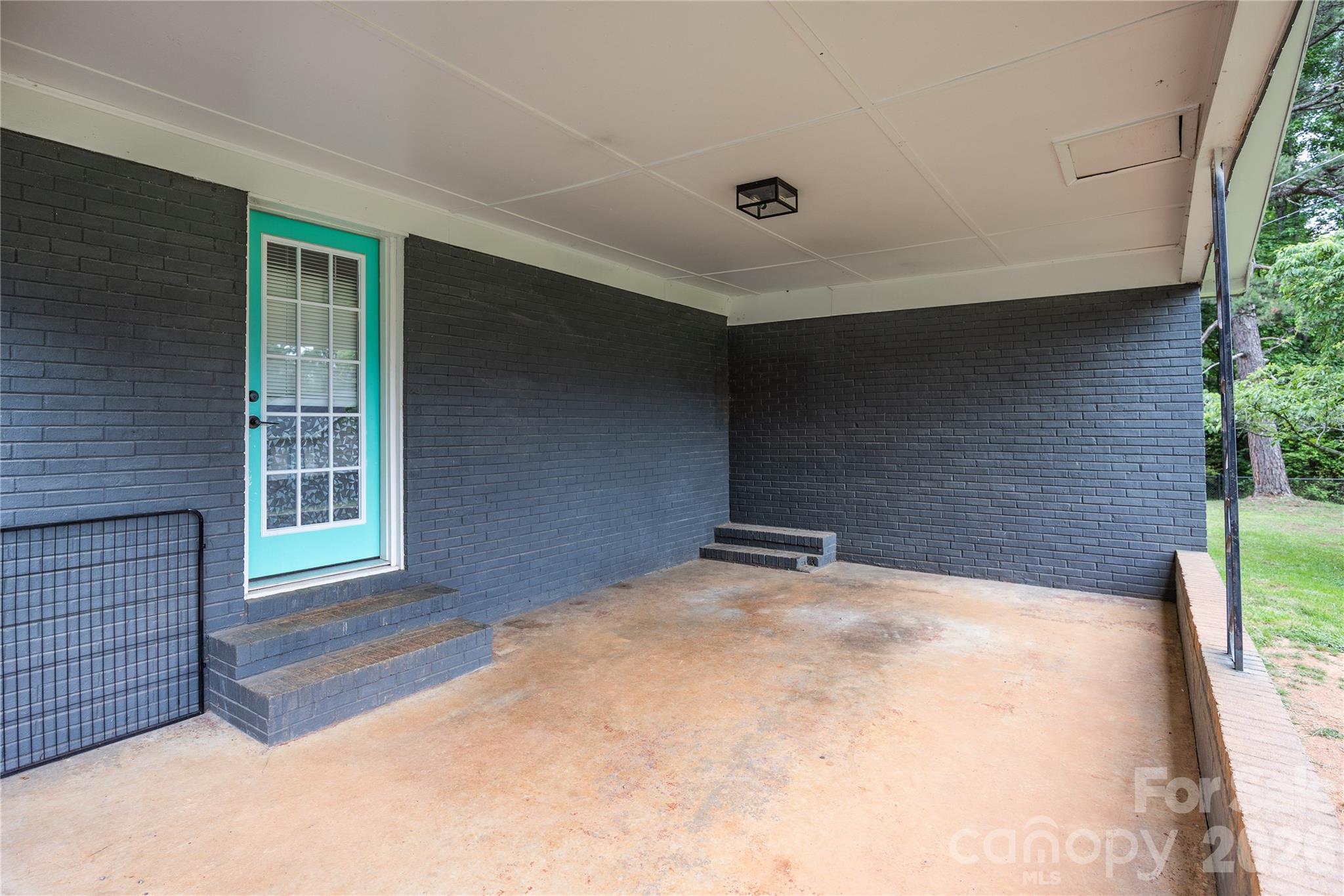 2276 Cid Road — Lexington