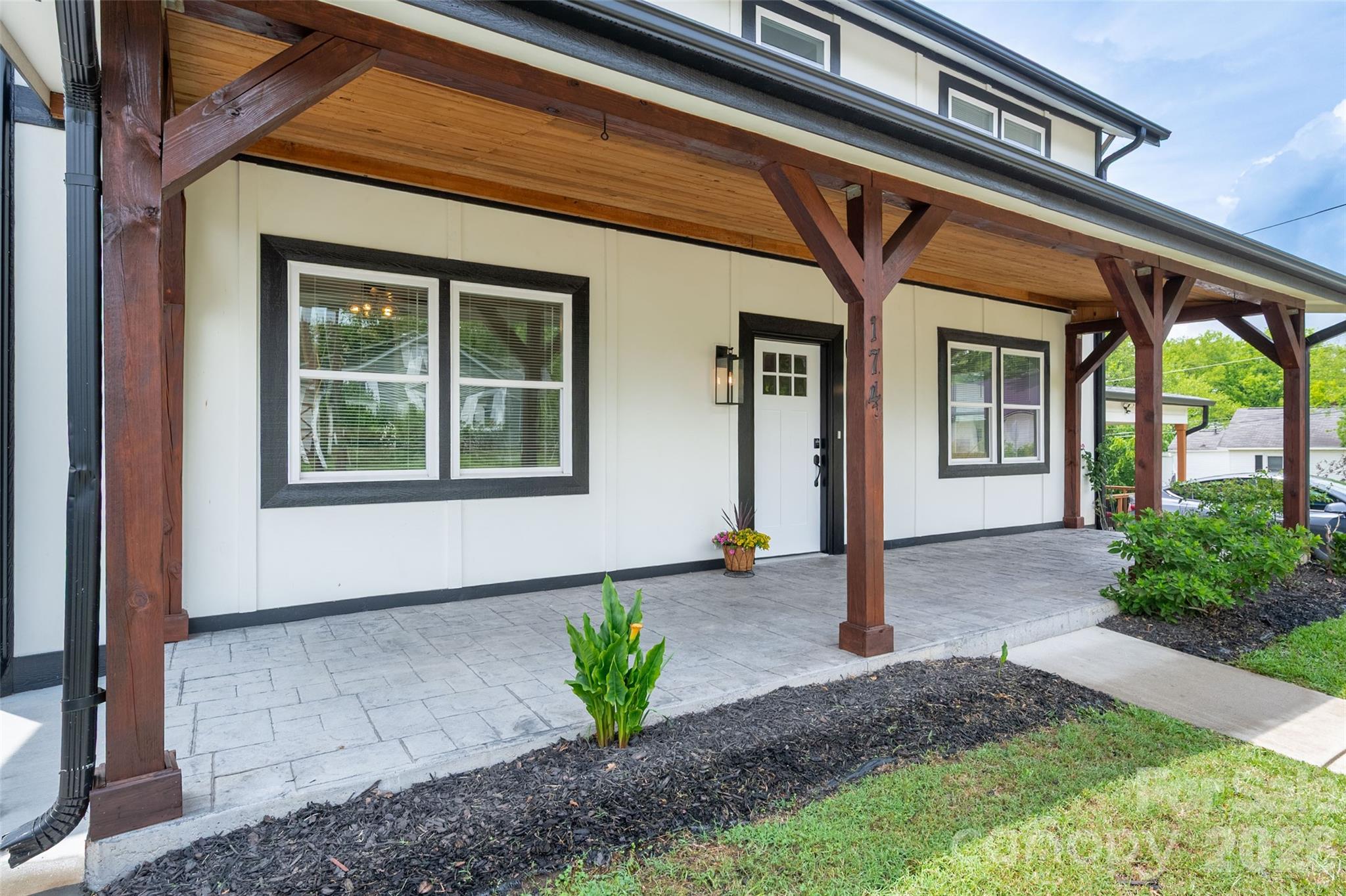 174 Tournament Drive SW — Concord