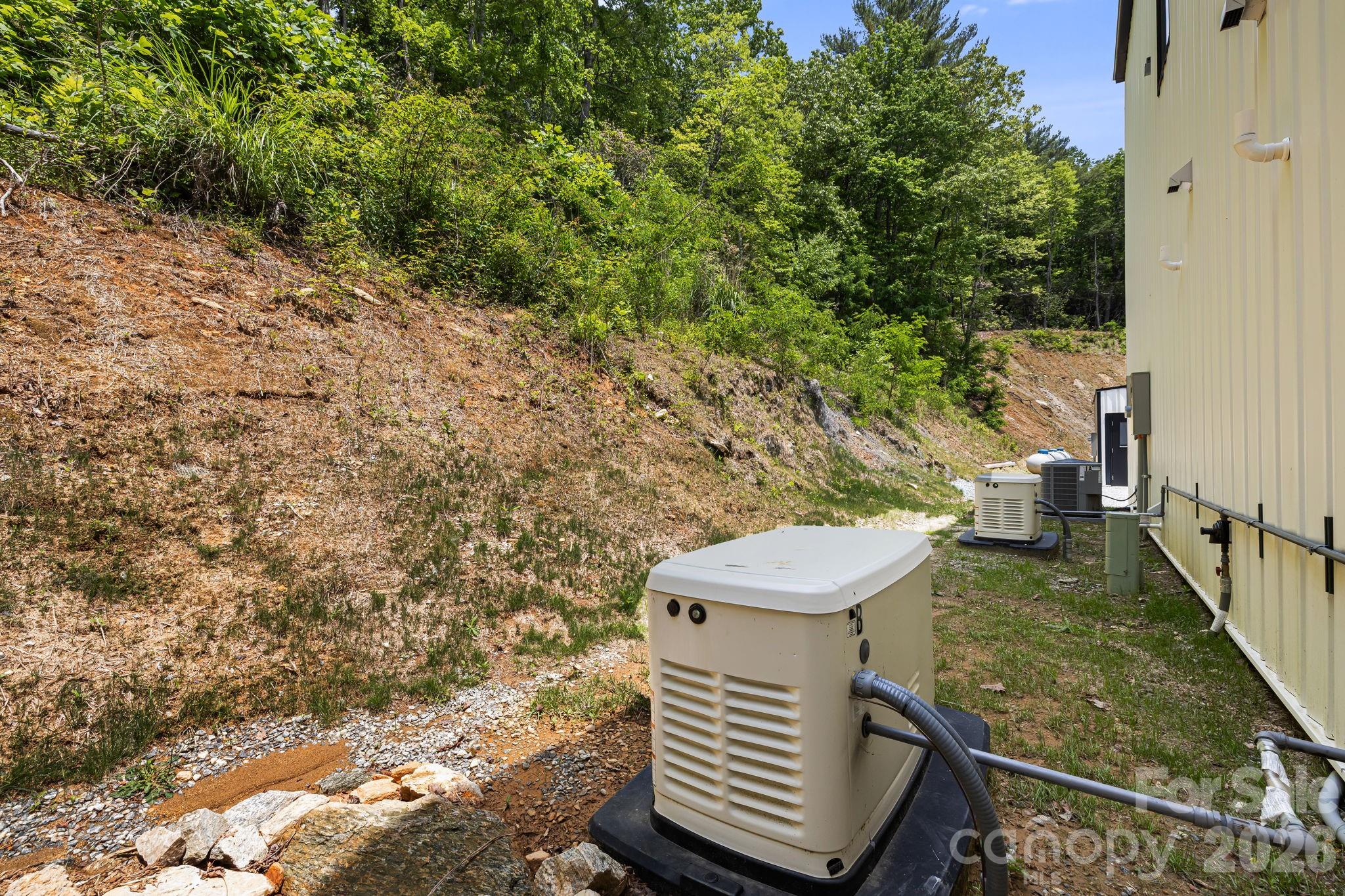 130 Speed Way #B — Lake Toxaway