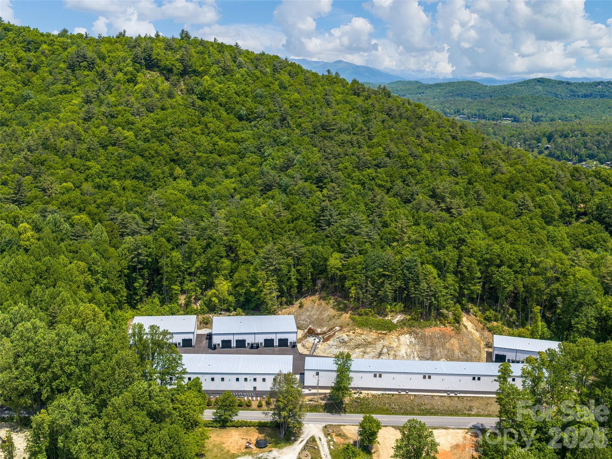130 Speed Way #B — Lake Toxaway