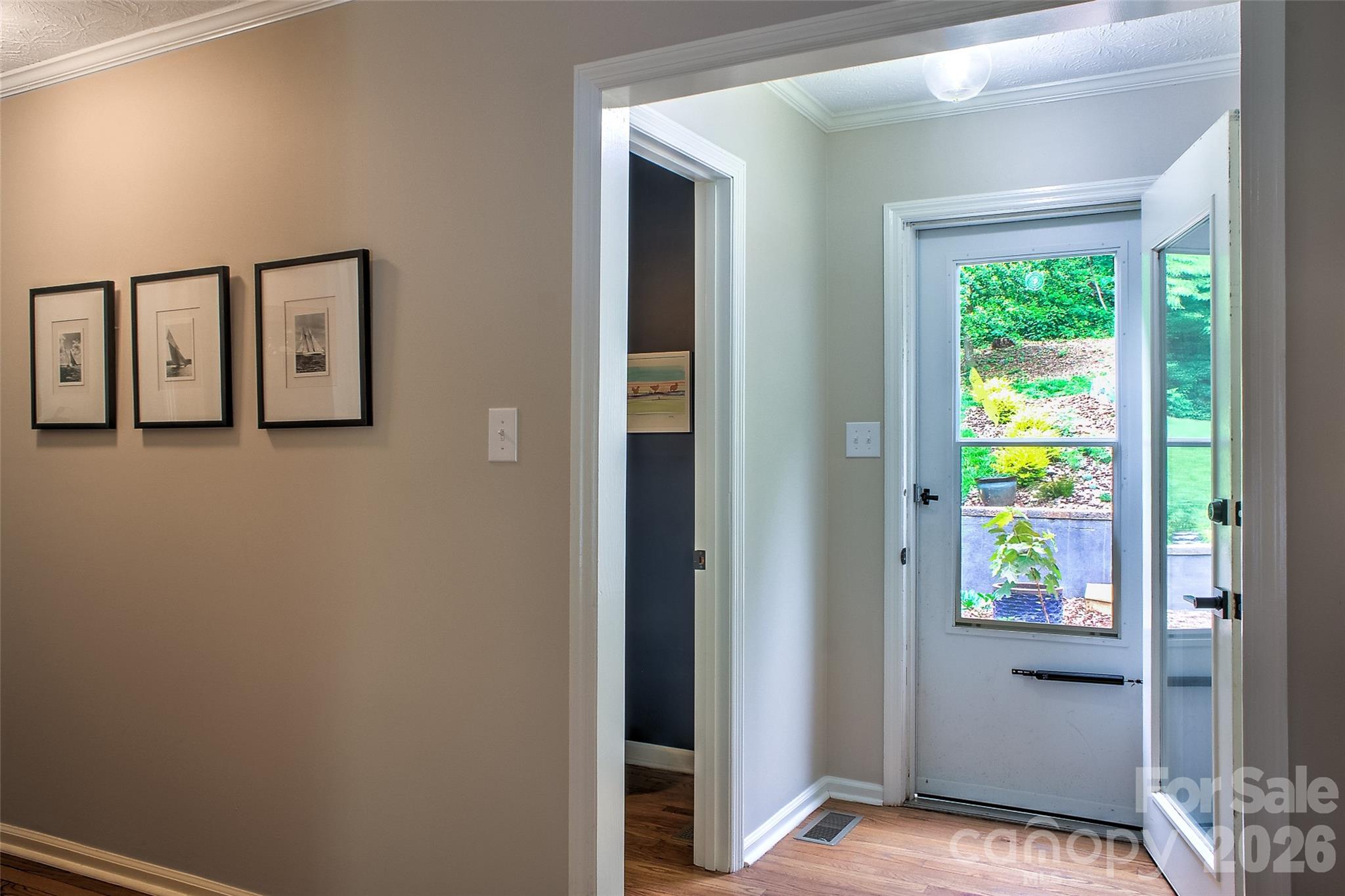 53 Braddock Way — Asheville