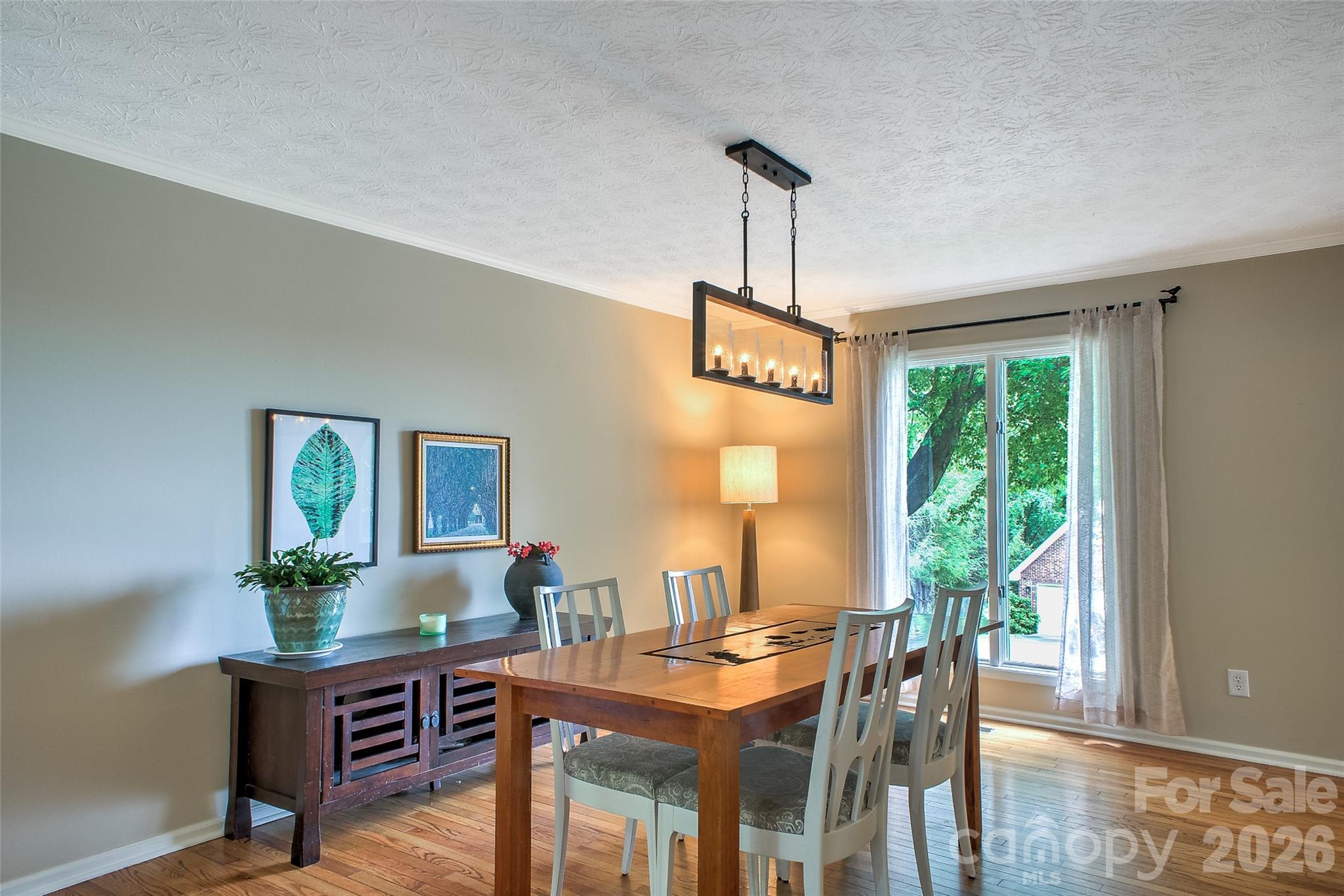 53 Braddock Way — Asheville